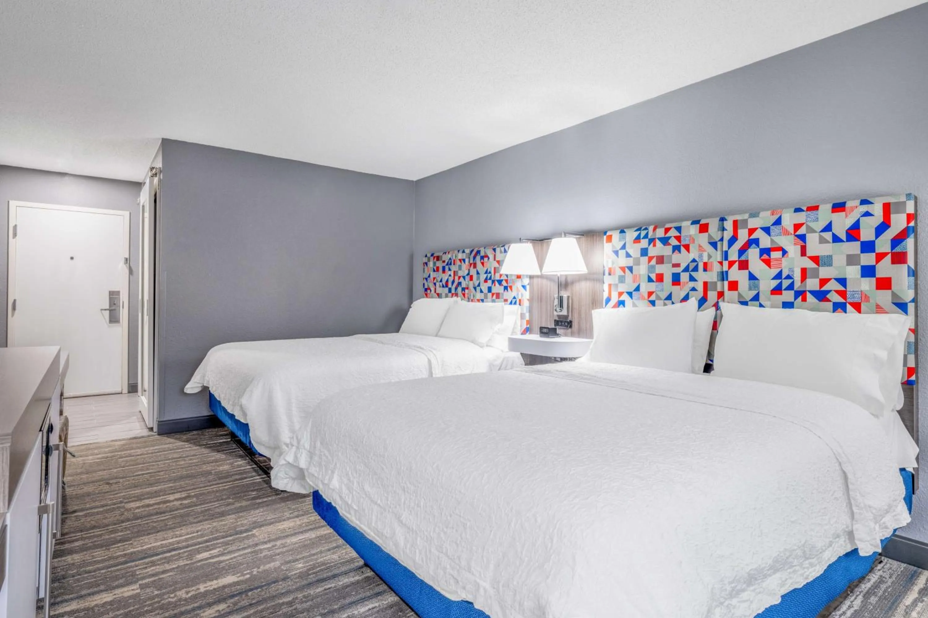 Bed in Hampton Inn Sanford