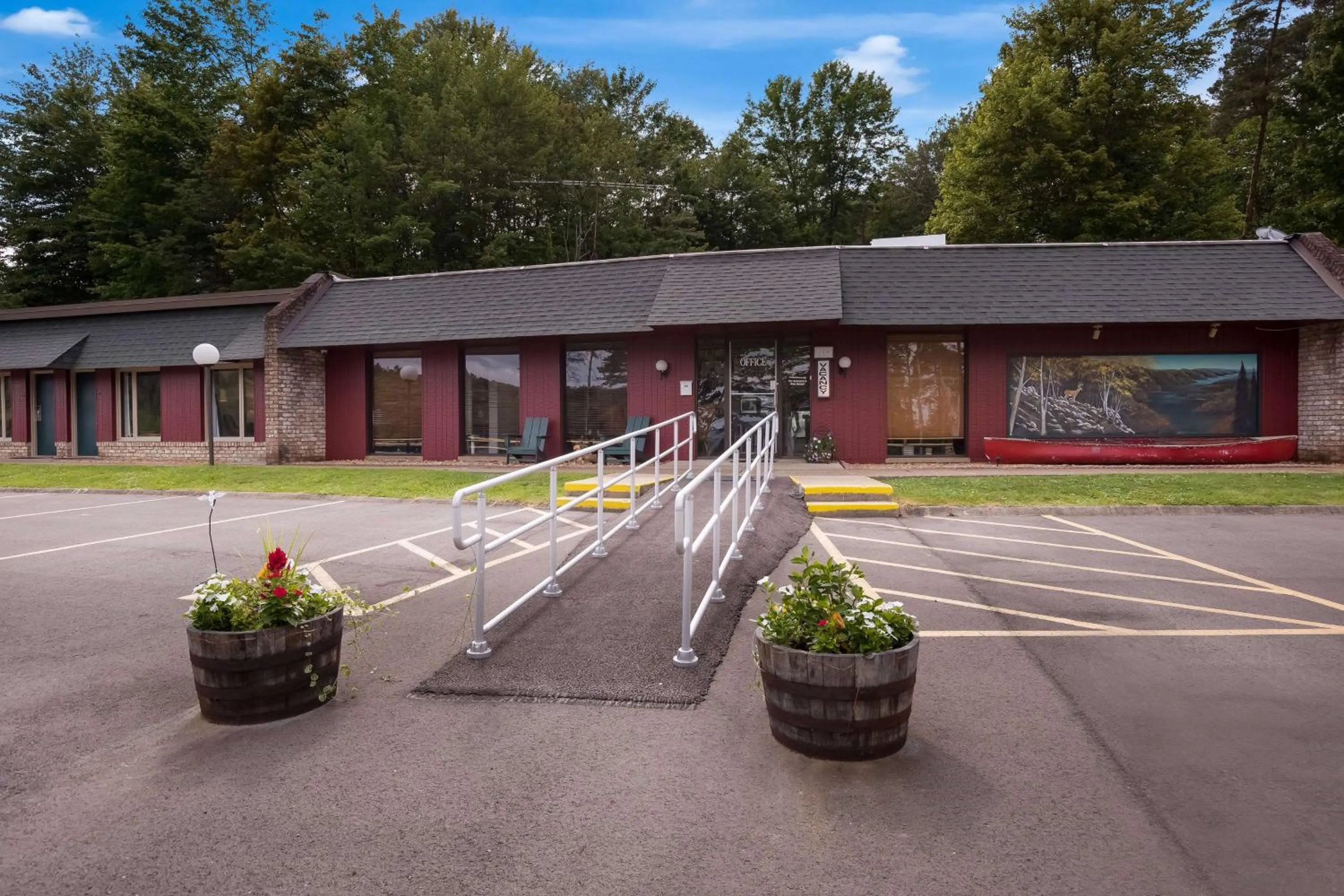 Property building in Travelodge by Wyndham Emlenton