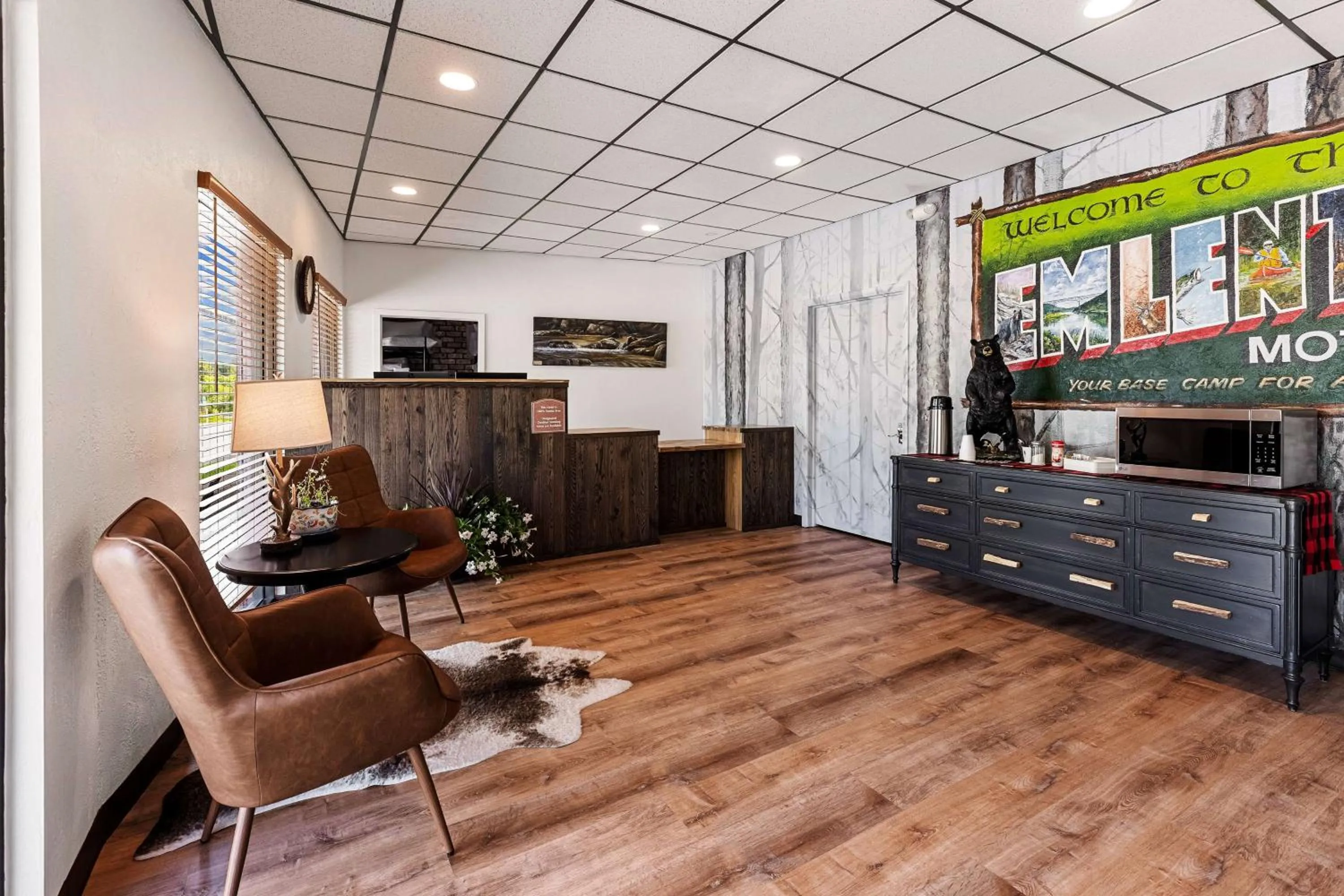 Lobby or reception in Travelodge by Wyndham Emlenton