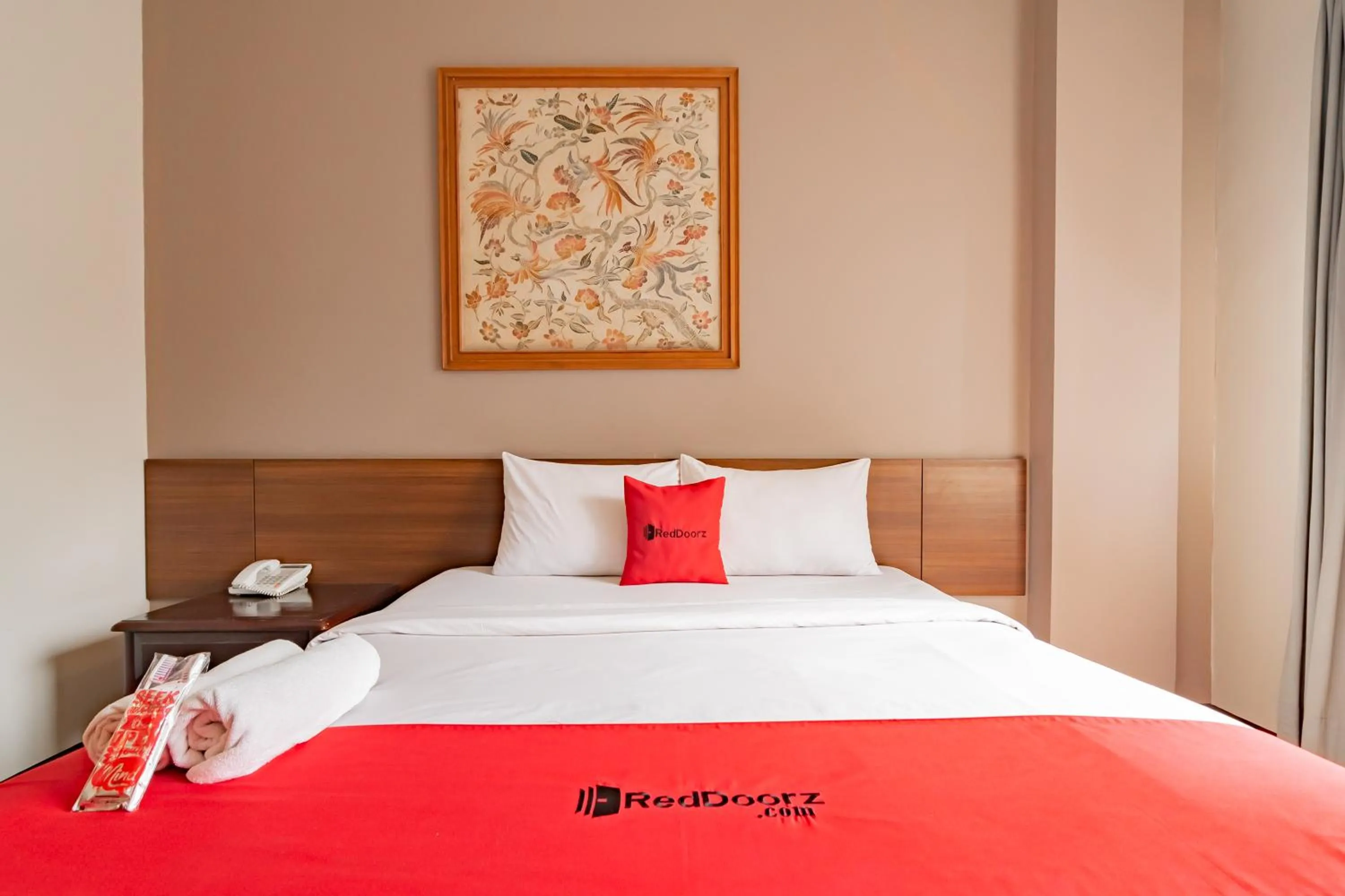 Bedroom, Bed in RedDoorz near Simpang Dago 2