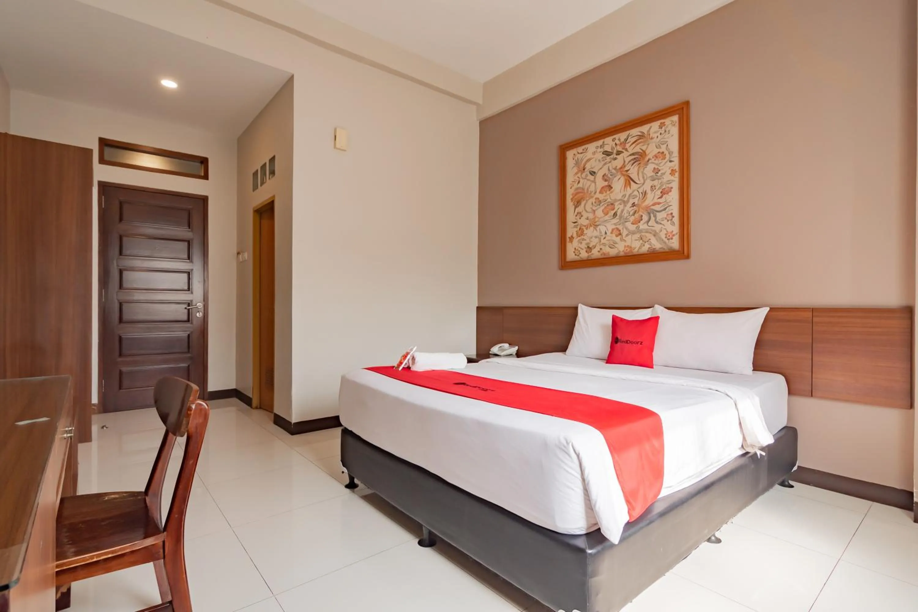 Bedroom, Bed in RedDoorz near Simpang Dago 2