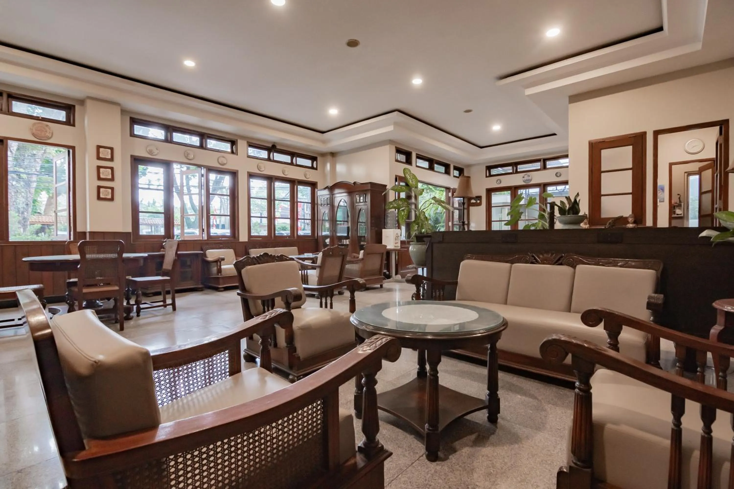 Lobby or reception in RedDoorz near Simpang Dago 2