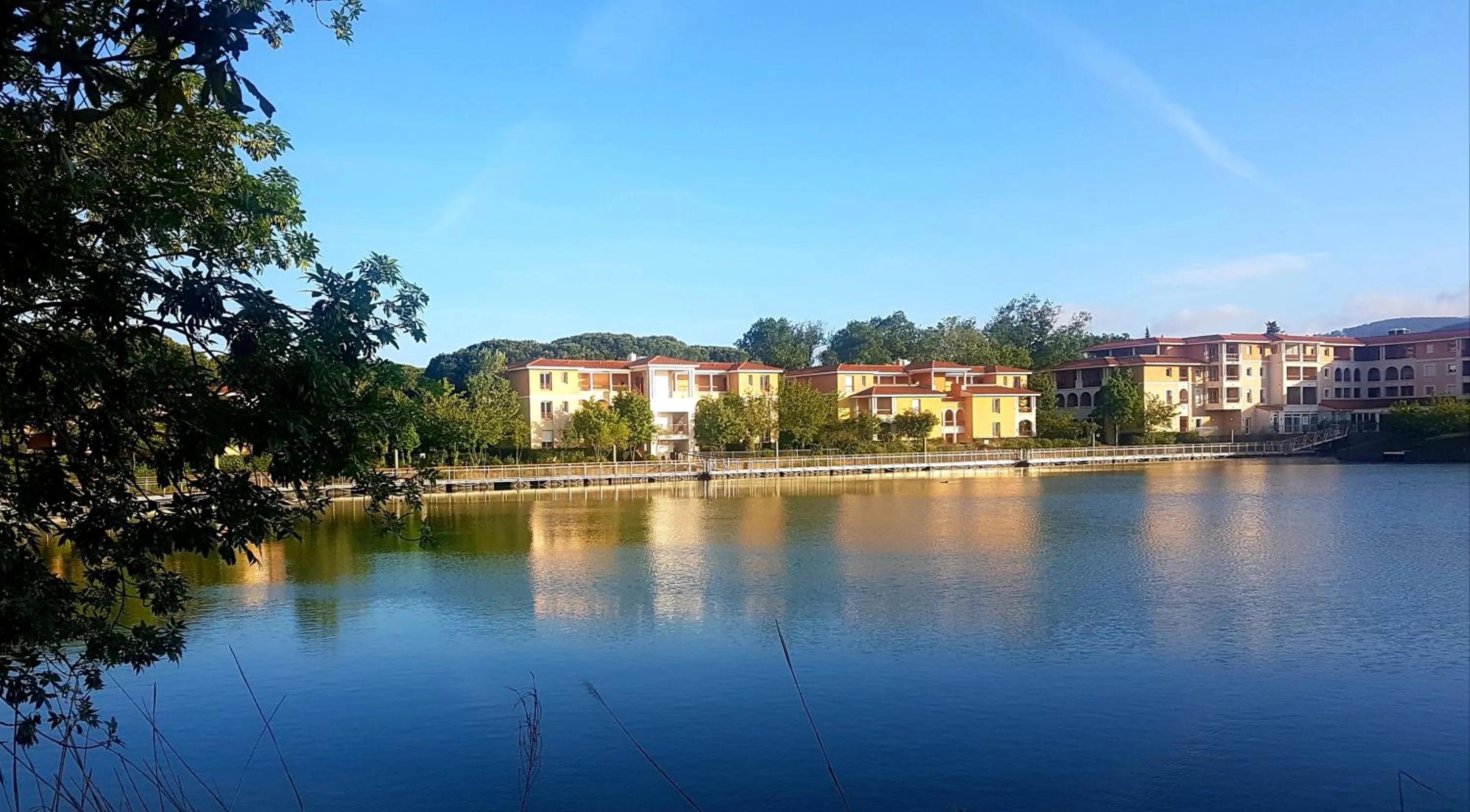 Property building in Goélia Mandelieu Riviera Resort