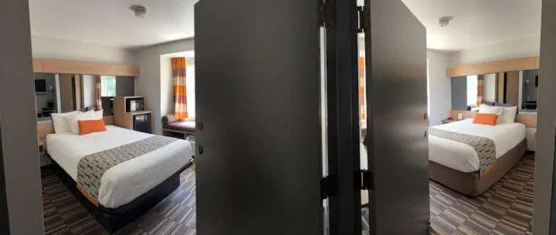 Photo of the whole room, Bed in Microtel Inn & Suites by Wyndham Gatlinburg