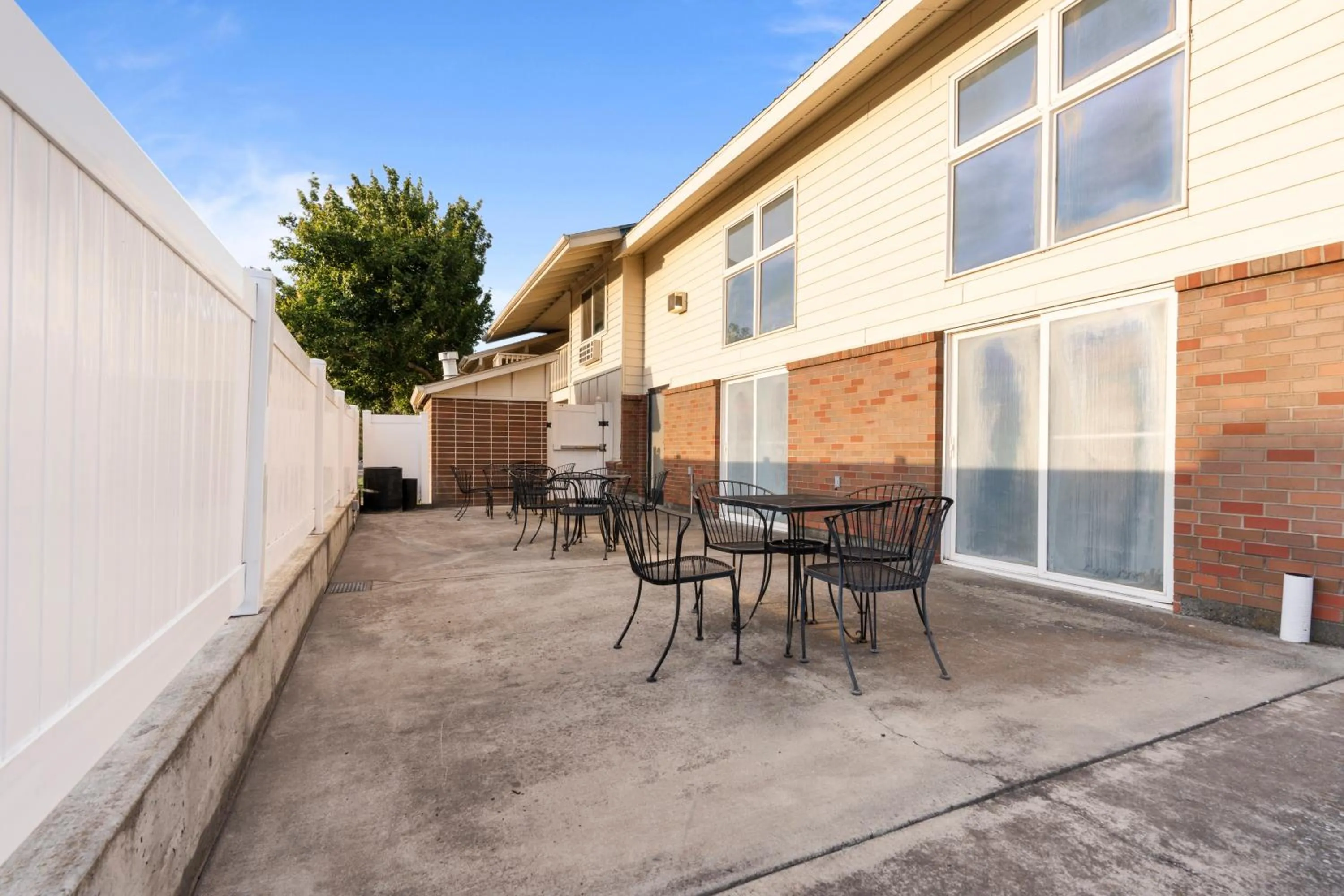 Property building in Motel 6 Clarkston WA