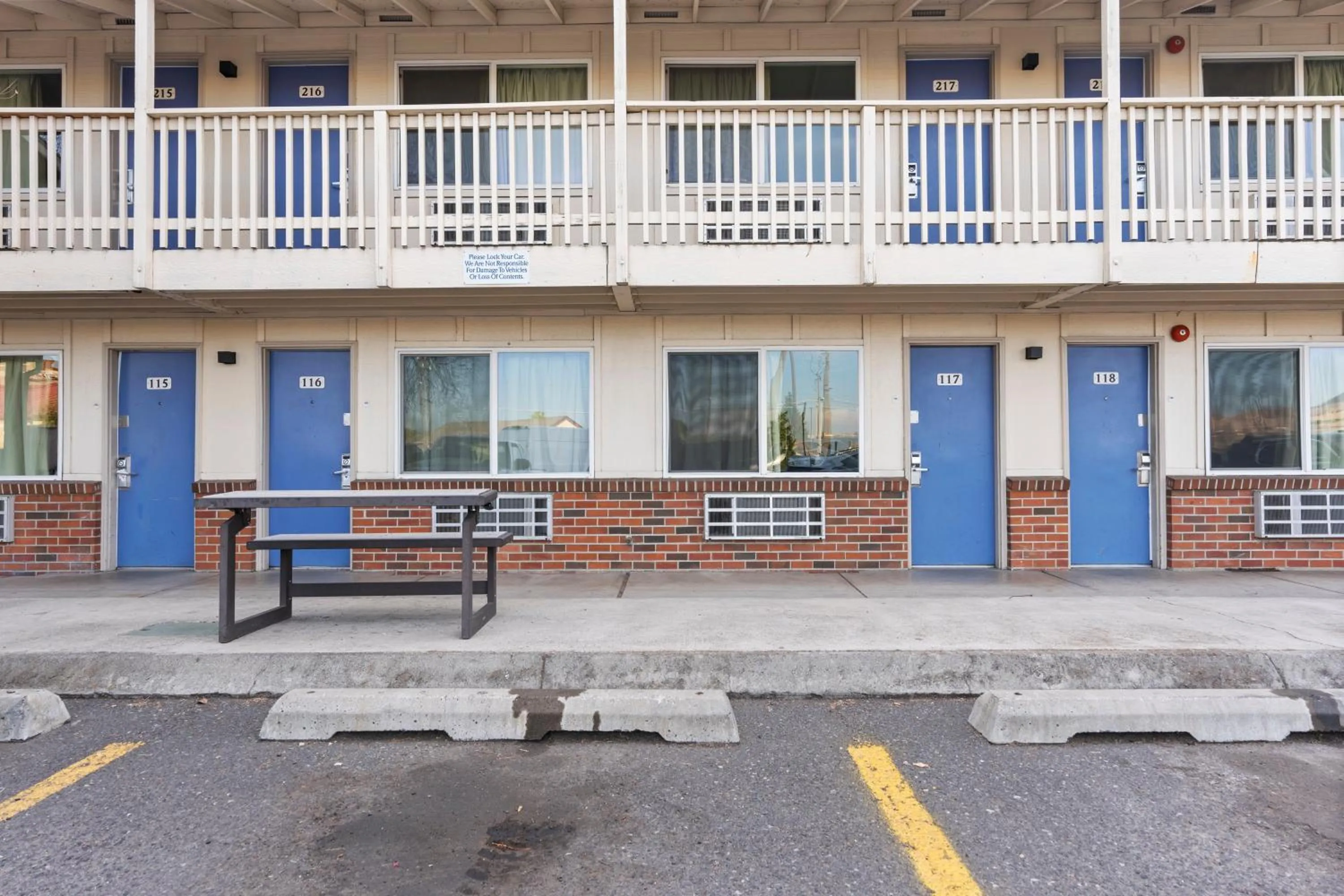 Property building in Motel 6 Clarkston WA