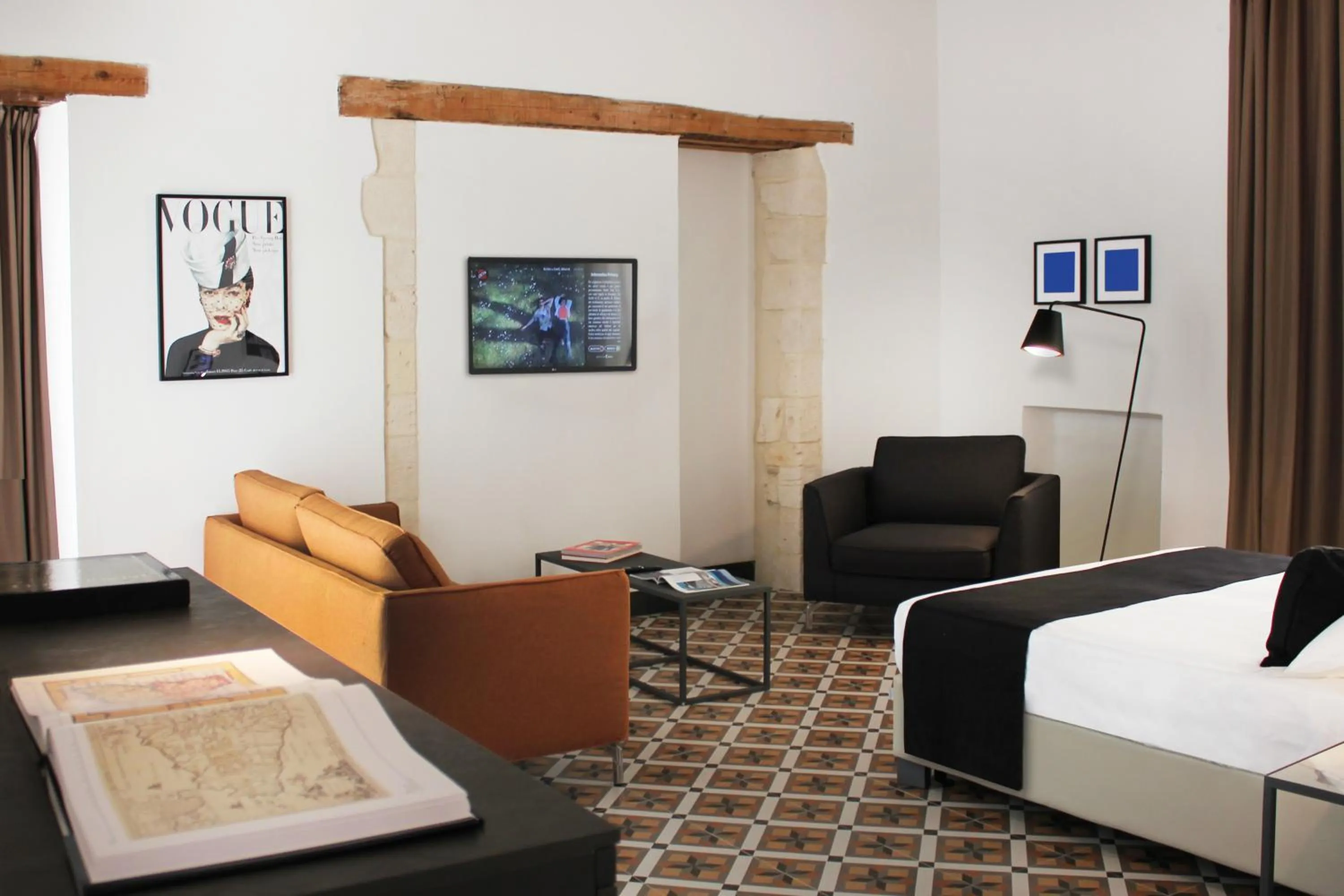 Photo of the whole room, Bed in Isabella di Castiglia Apartments