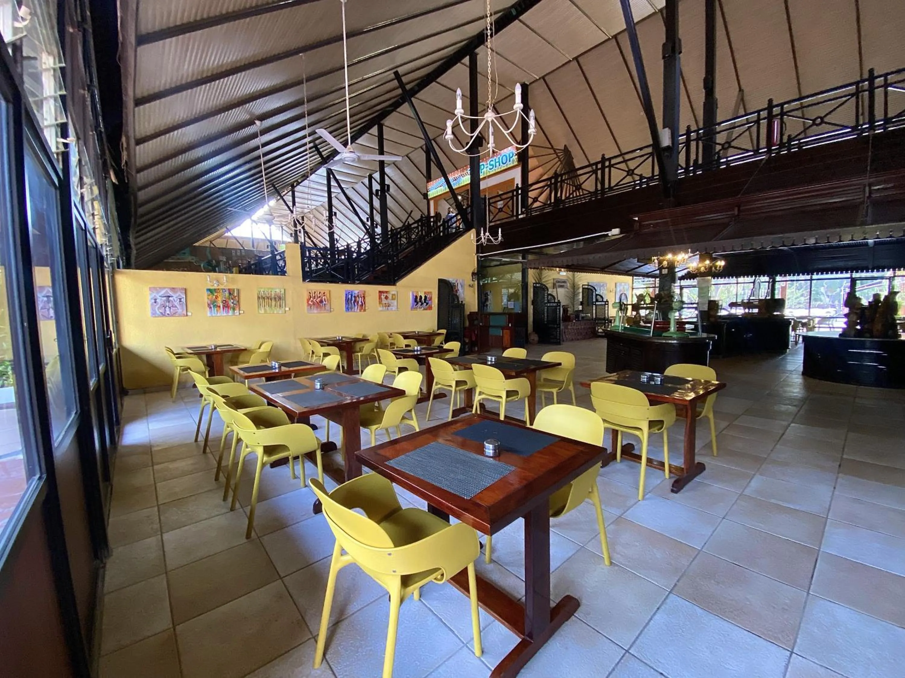 Restaurant/places to eat in Senegambia Beach Hotel