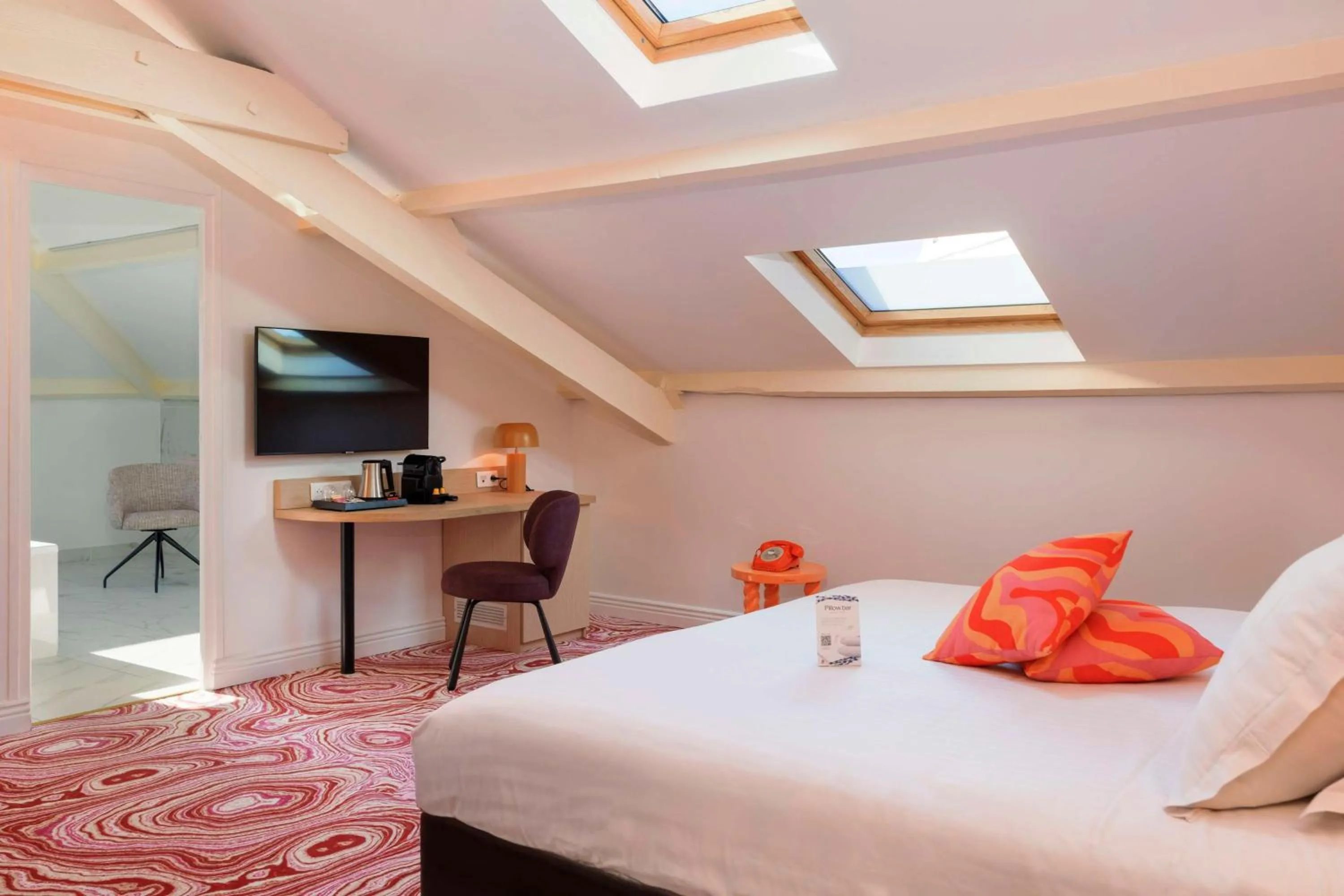 Bedroom, Bed in Best Western Hotel Lakmi Nice