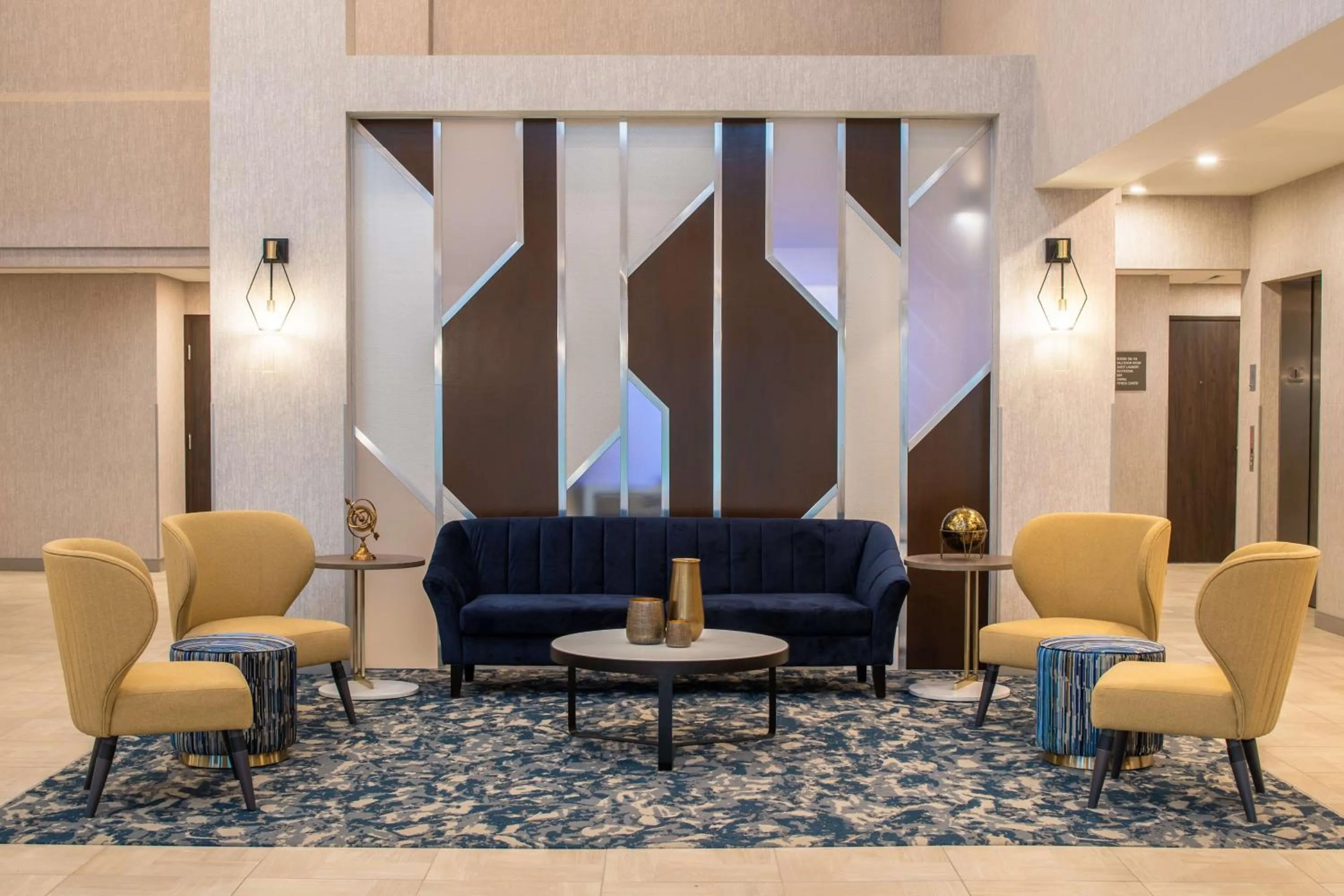 Lobby or reception in Best Western Premier Keizer Salem Hotel