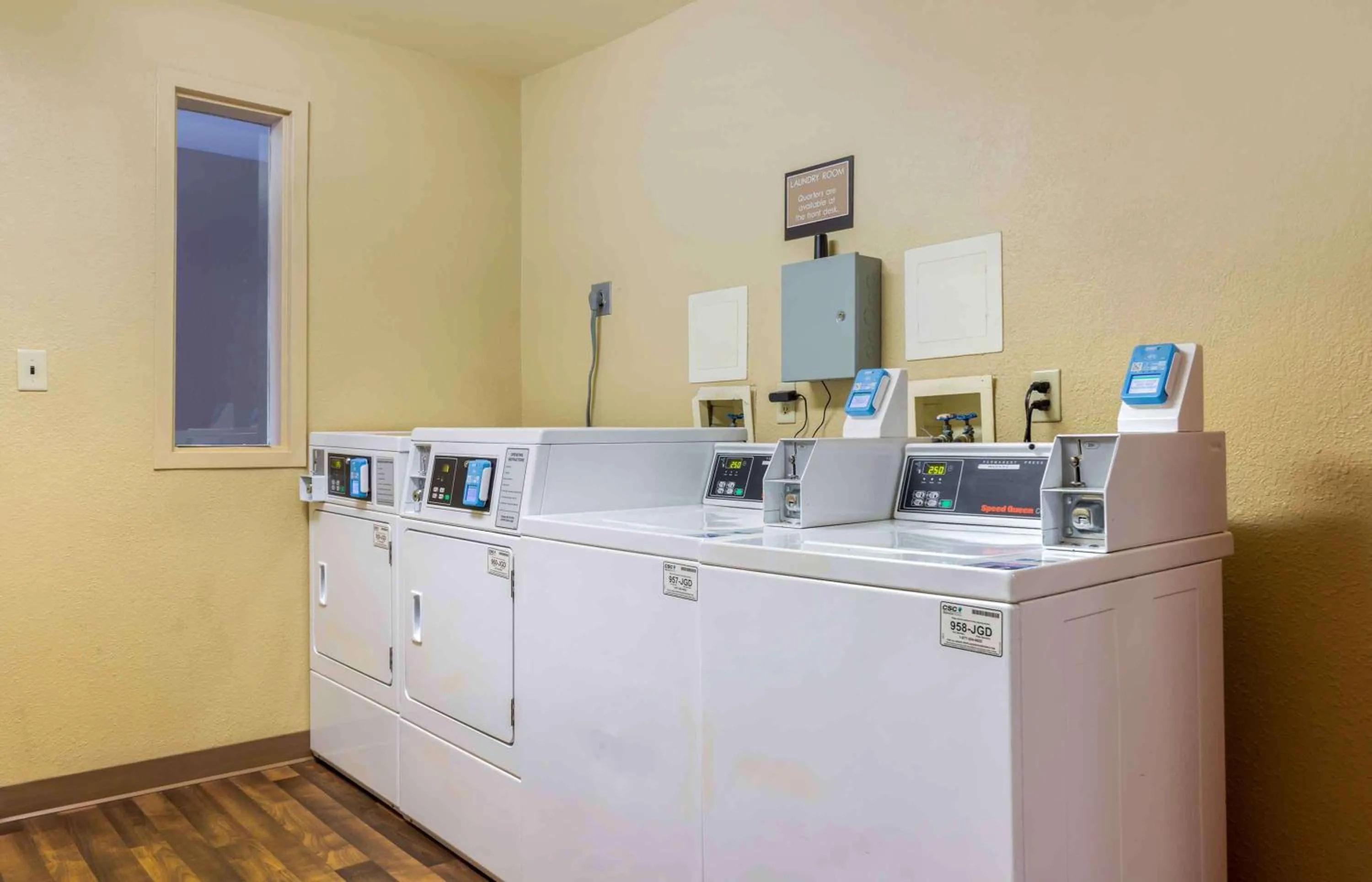 Property building in Extended Stay America Suites - Columbia - Northwest Harbison