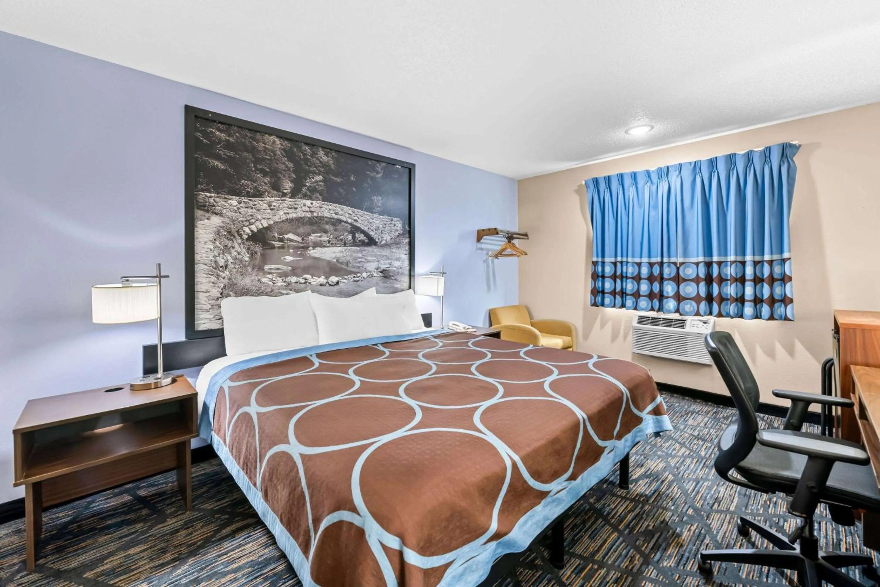 Bed in Super 8 by Wyndham Council Bluffs IA Omaha NE Area