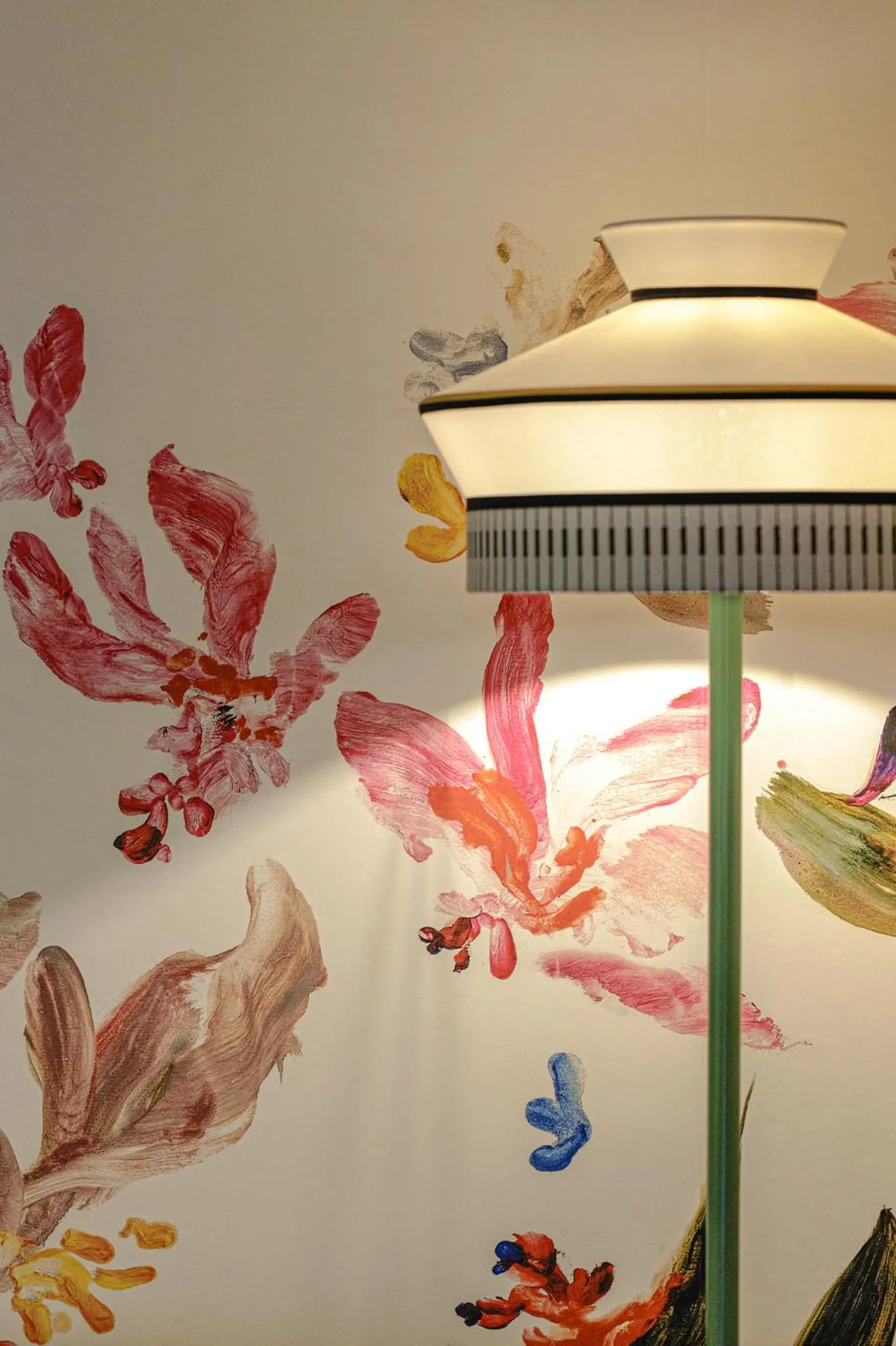 Decorative detail, Bed in Les Etangs de Corot