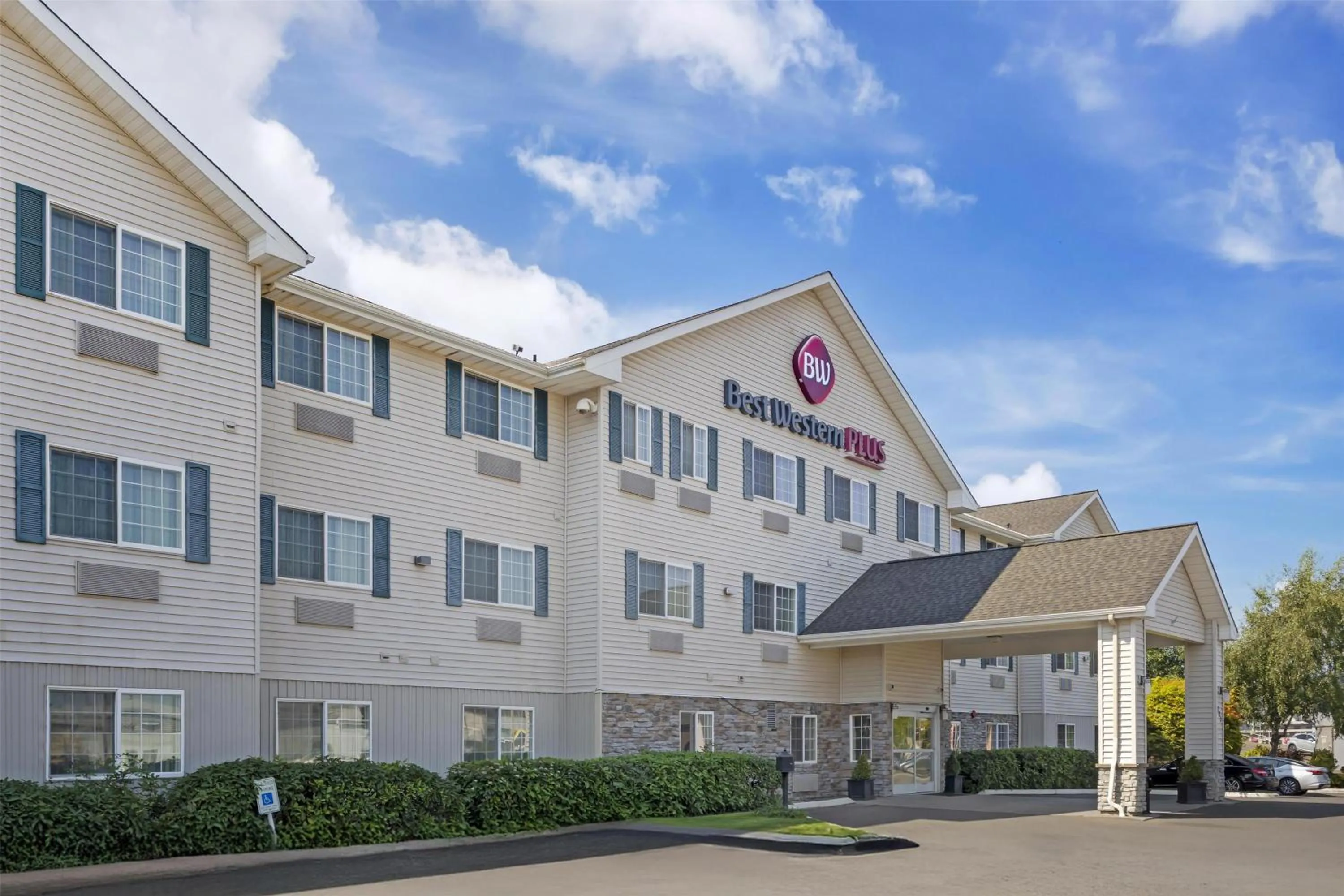 Property building in Best Western Plus Aberdeen