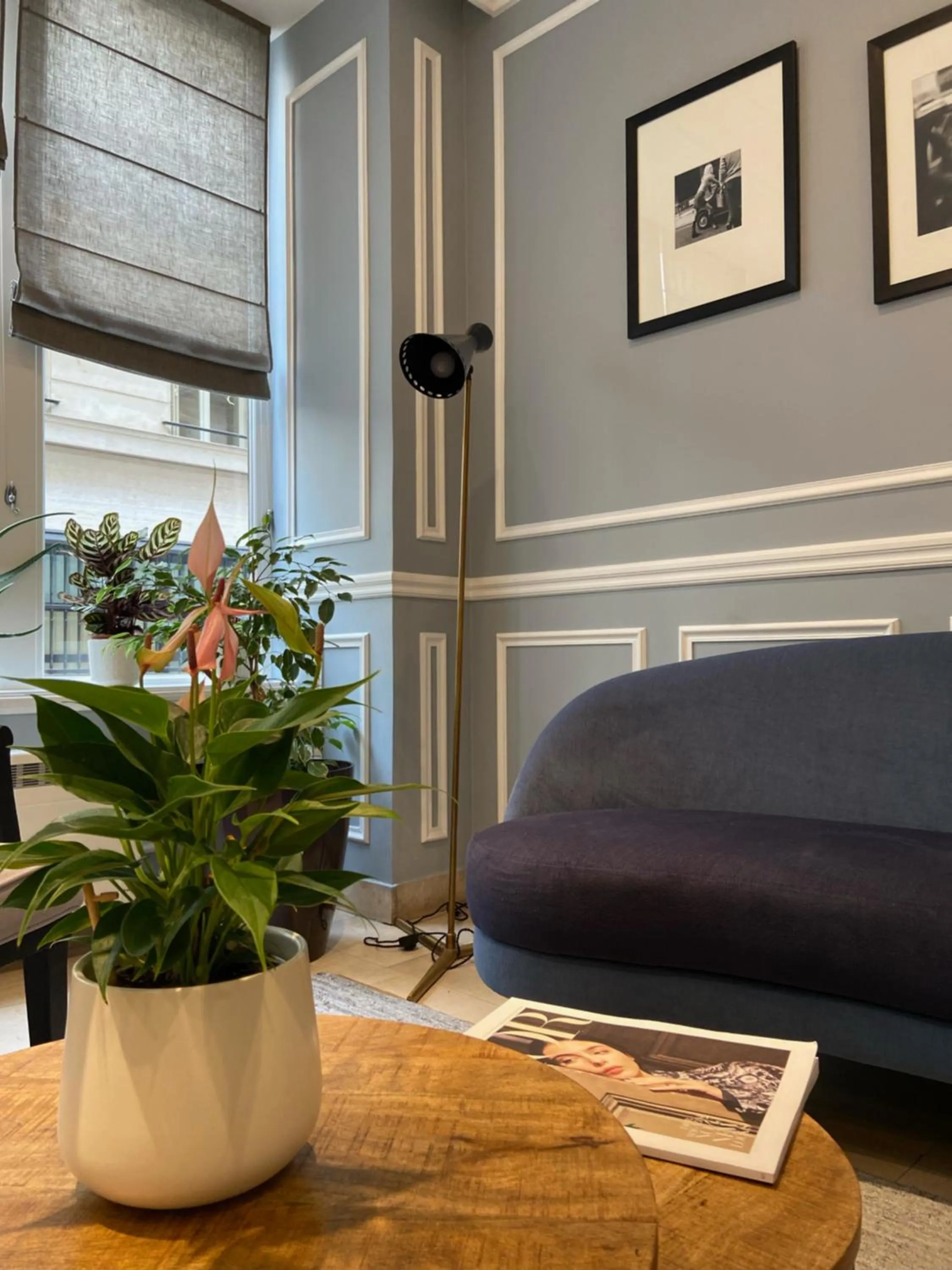 Seating area in Hôtel Central Saint Germain