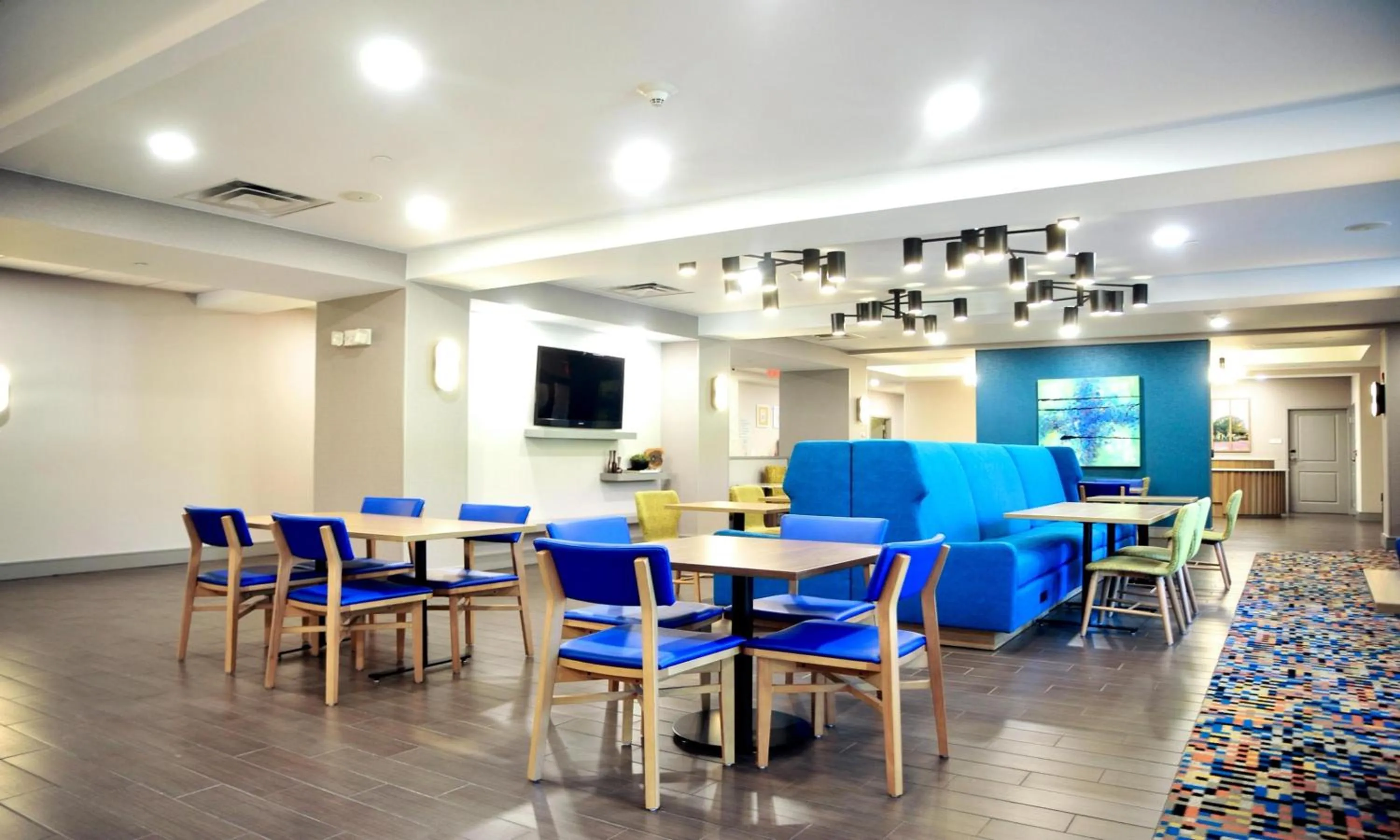 Breakfast in Hampton Inn Oxford/Conference Center