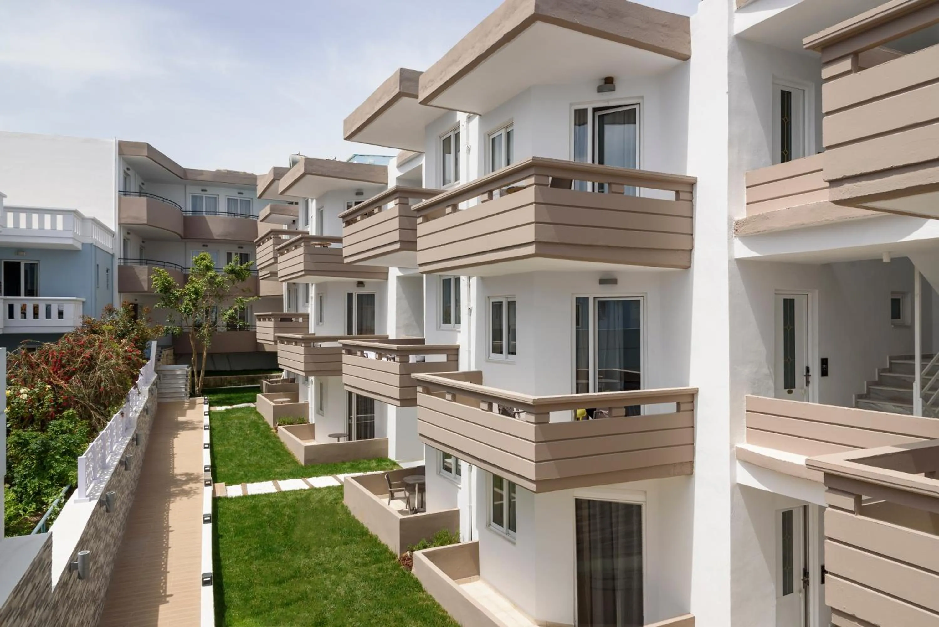 Property building in Mare Boutique