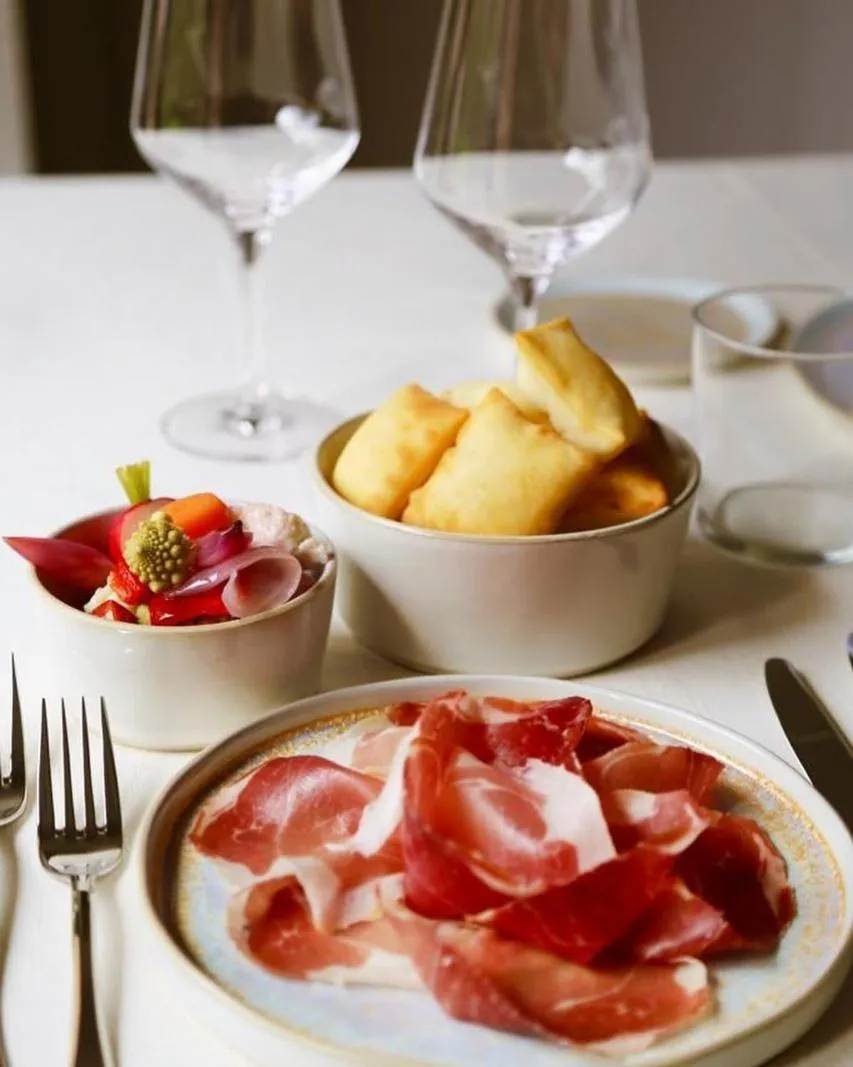 Restaurant/places to eat in PALAZZO DE' ROSSI HOTEL