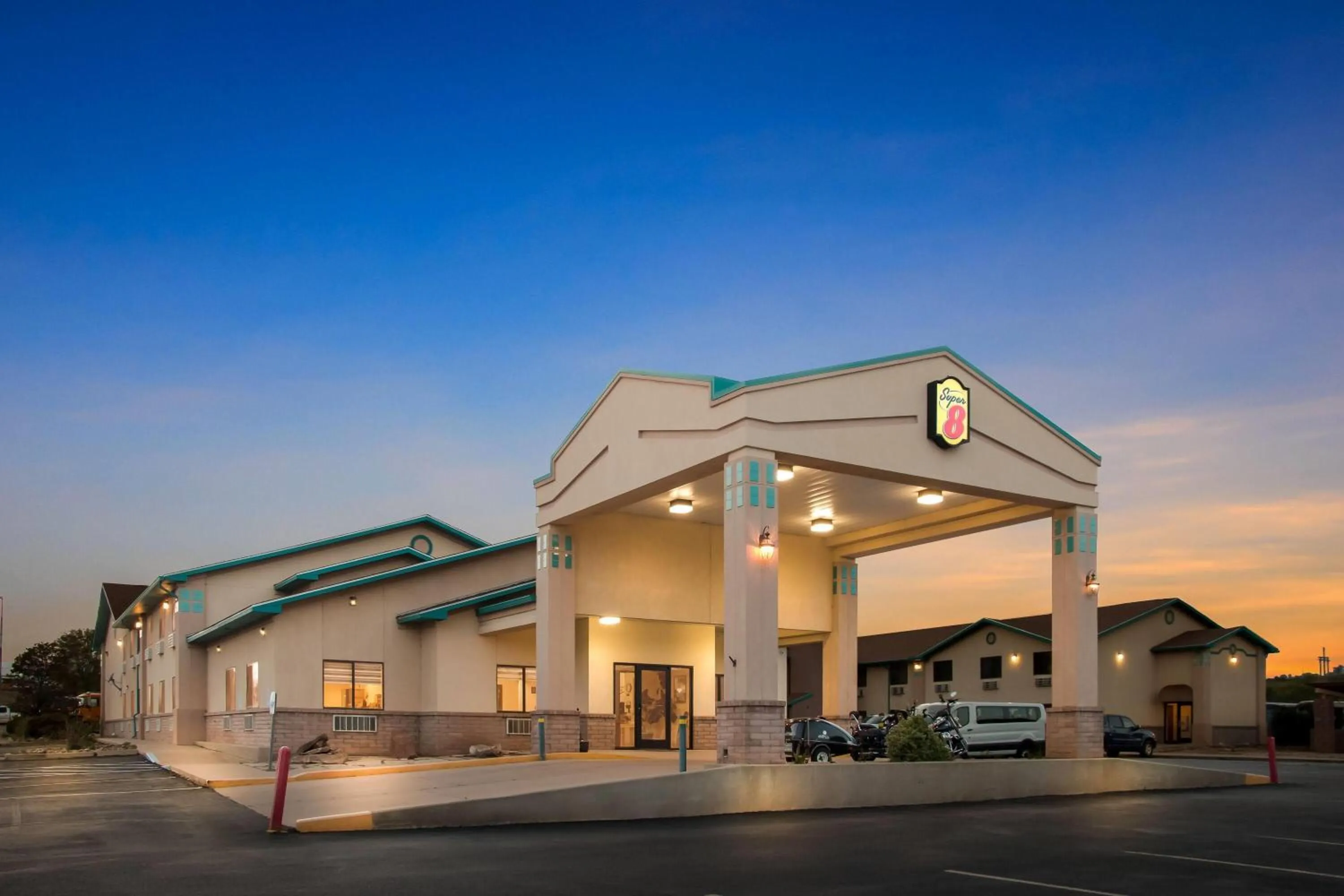 Property building in Super 8 by Wyndham Santa Rosa