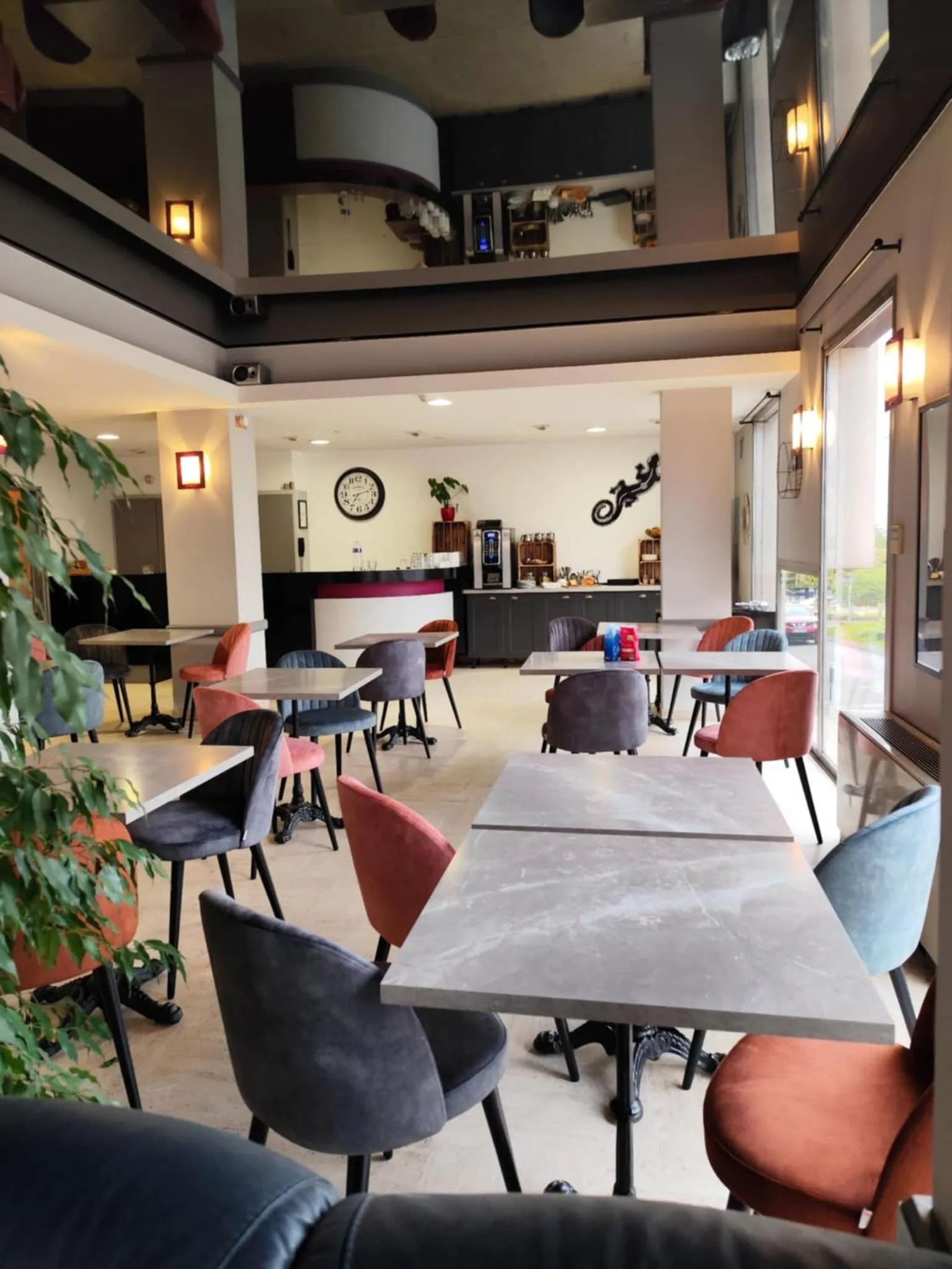 Dining area in Hôtel Saint Jacques