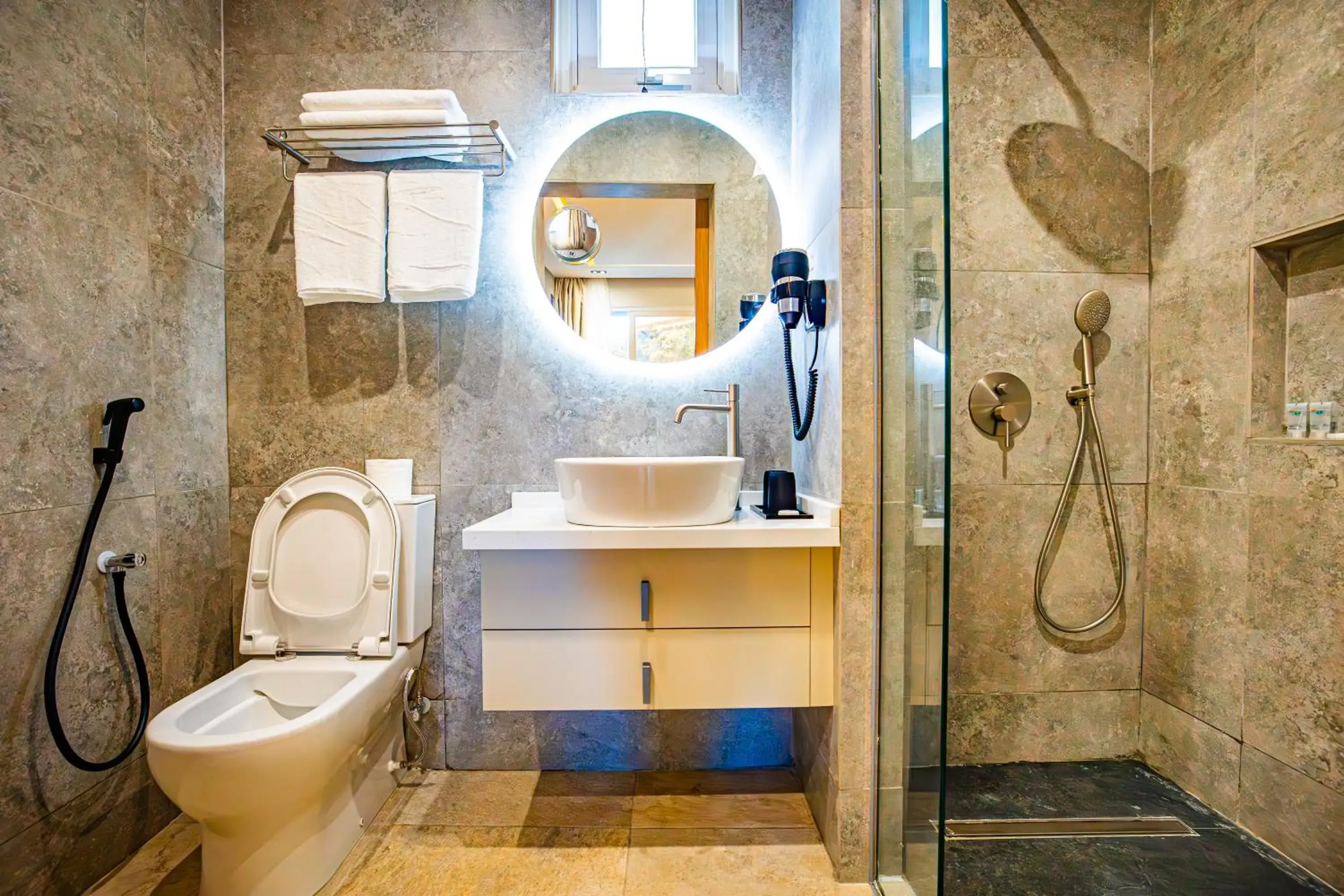 Deluxe King Room in Sunset Beach Hotel Deluxe King Room in Sunset Beach Hotel