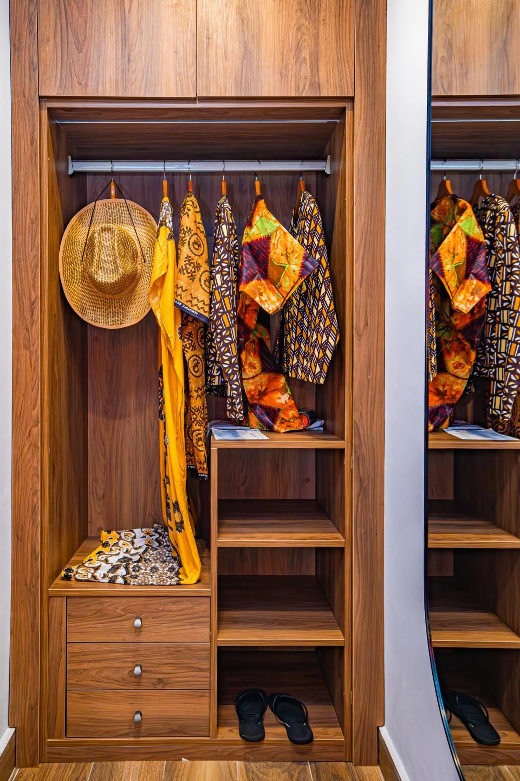 wardrobe in Sunset Beach Hotel