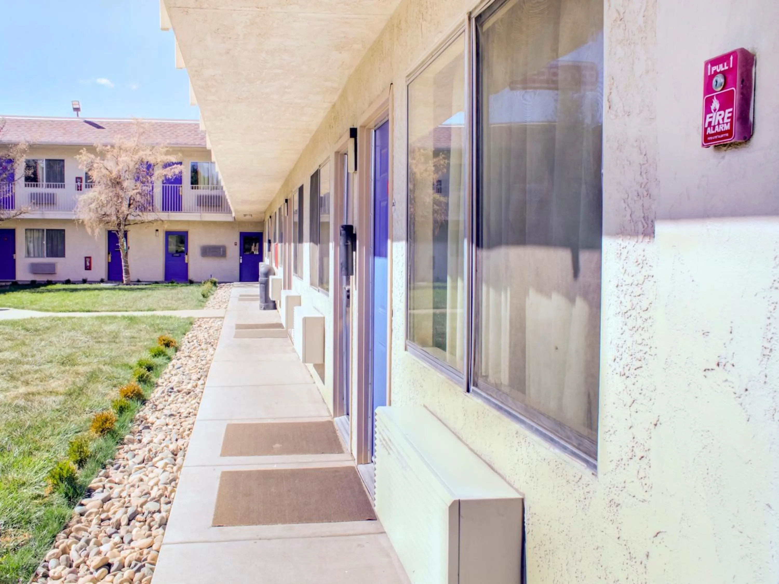 Facade/entrance in Travelodge by Wyndham Miles City