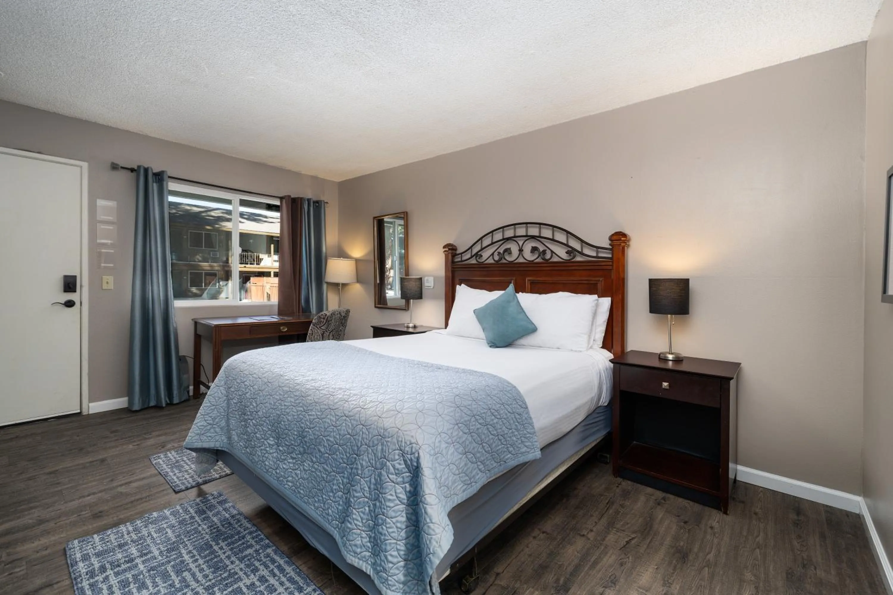 Bed in The Alder Inn