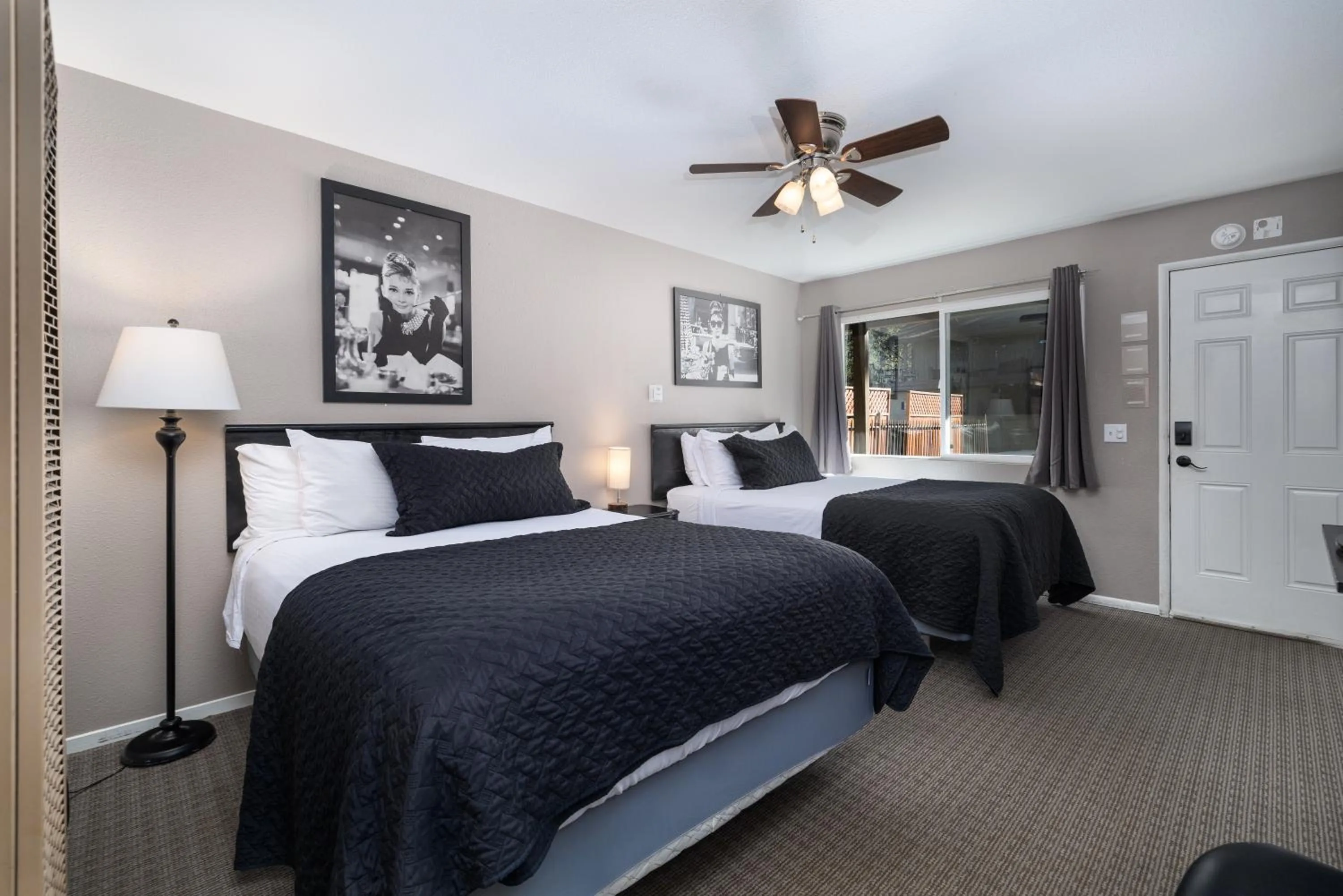 Bed in The Alder Inn