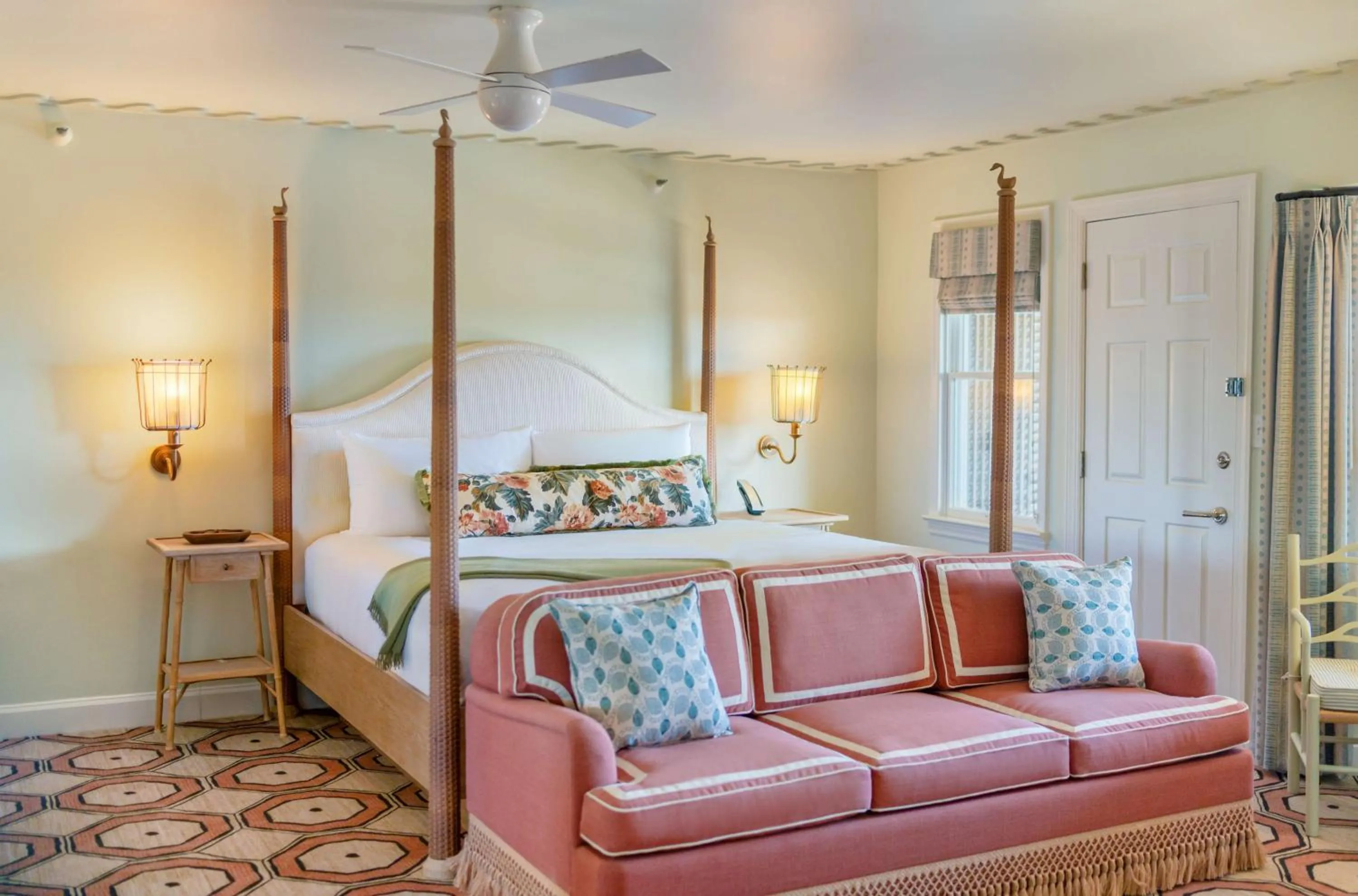 Bedroom, Bed in The Sanderling