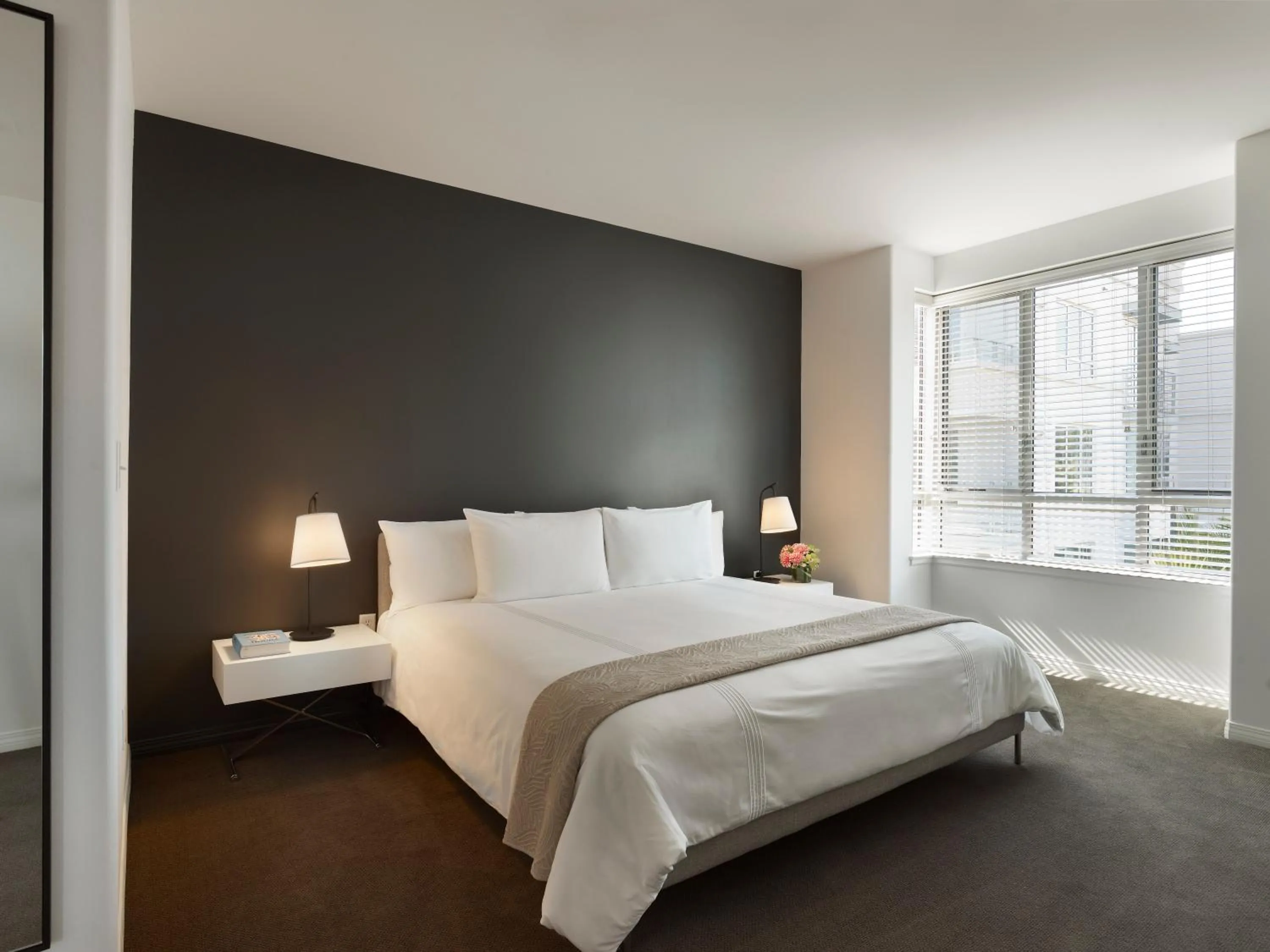 Bed in AKA Beverly Hills