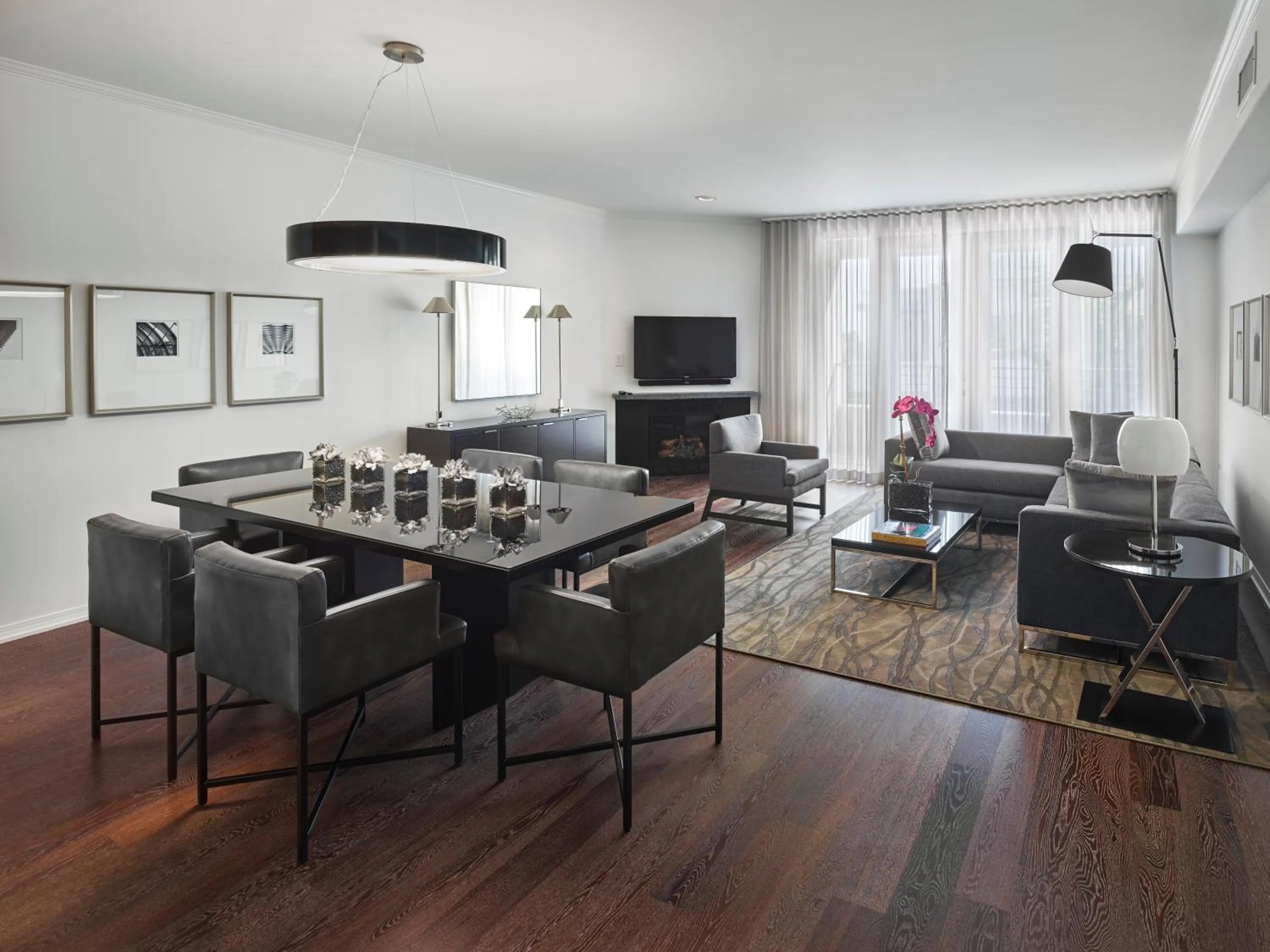 Communal lounge/ TV room in AKA Beverly Hills