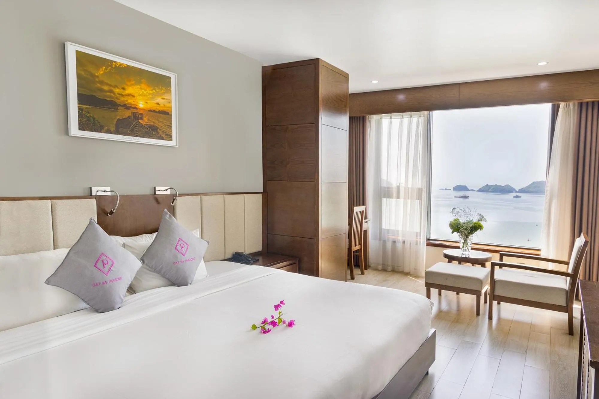 Natural landscape, Bed in Cat Ba Paradise Hotel - Sky Bar & Massage