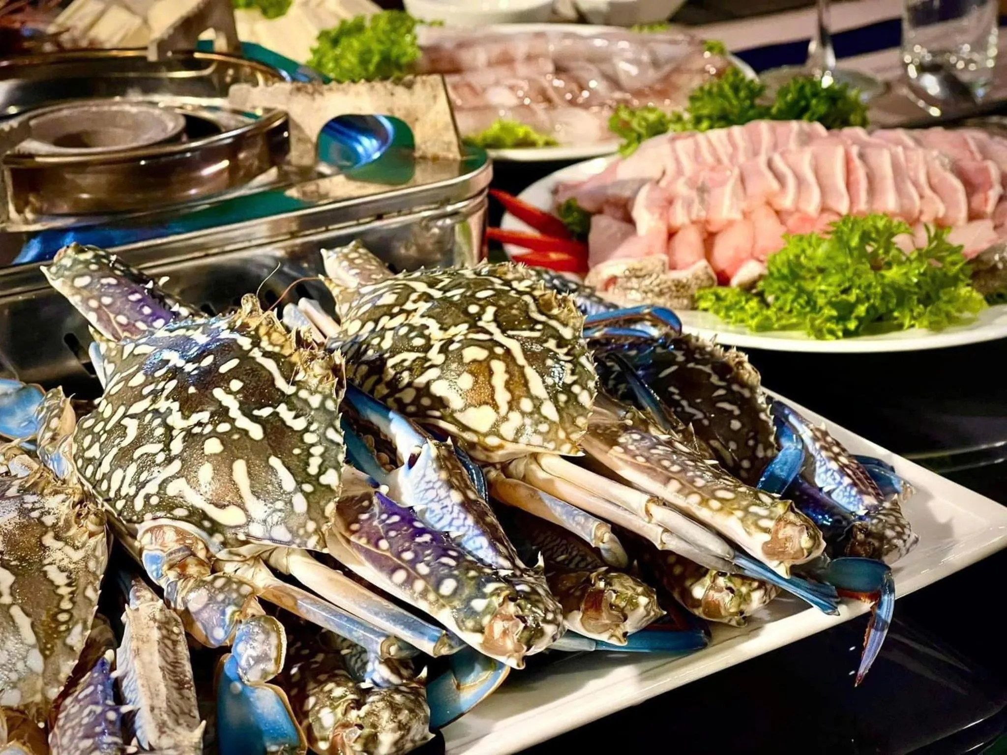 Dinner in Cat Ba Paradise Hotel - Sky Bar & Massage