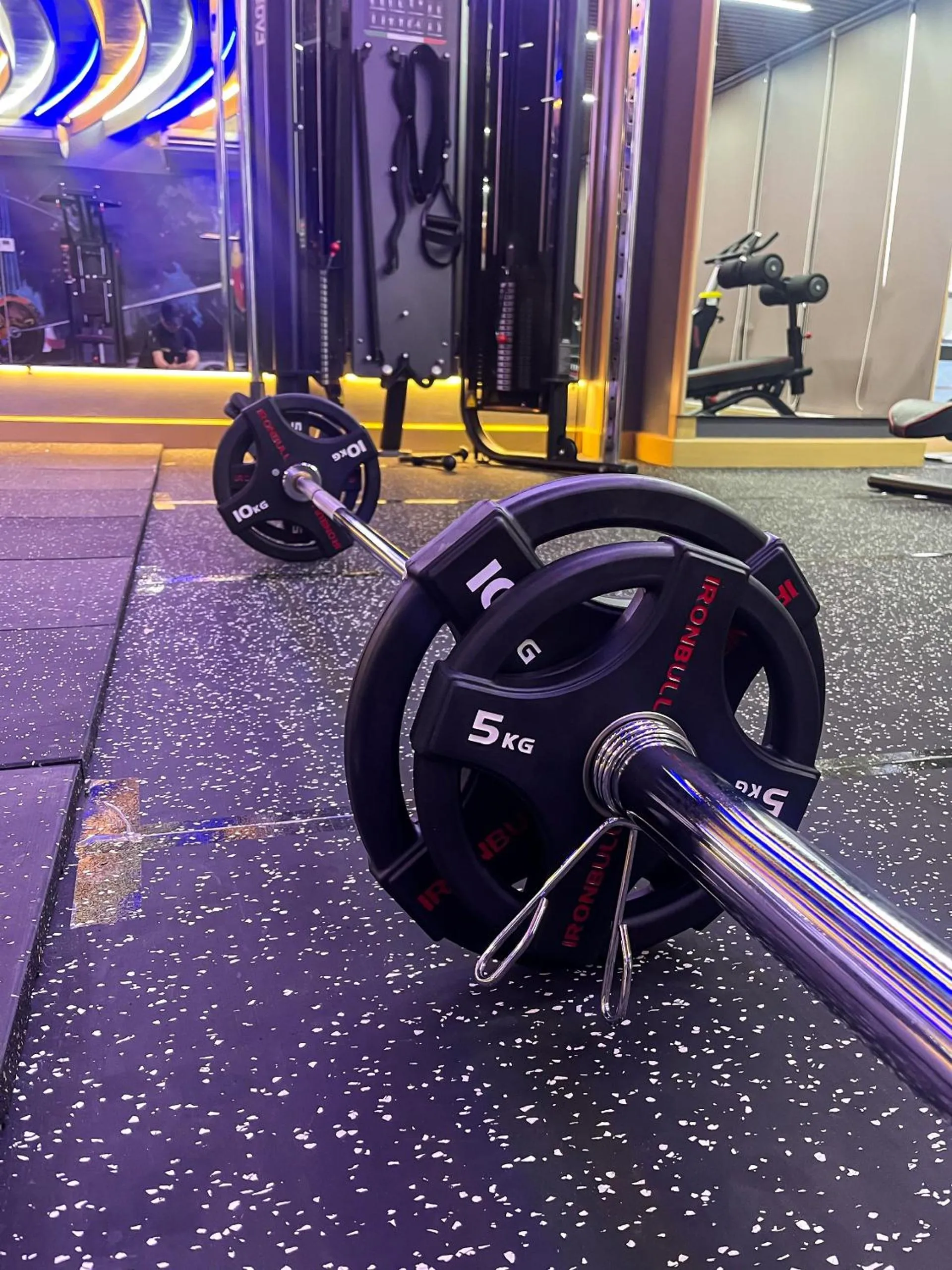 Fitness centre/facilities in Cat Ba Paradise Hotel - Sky Bar & Massage