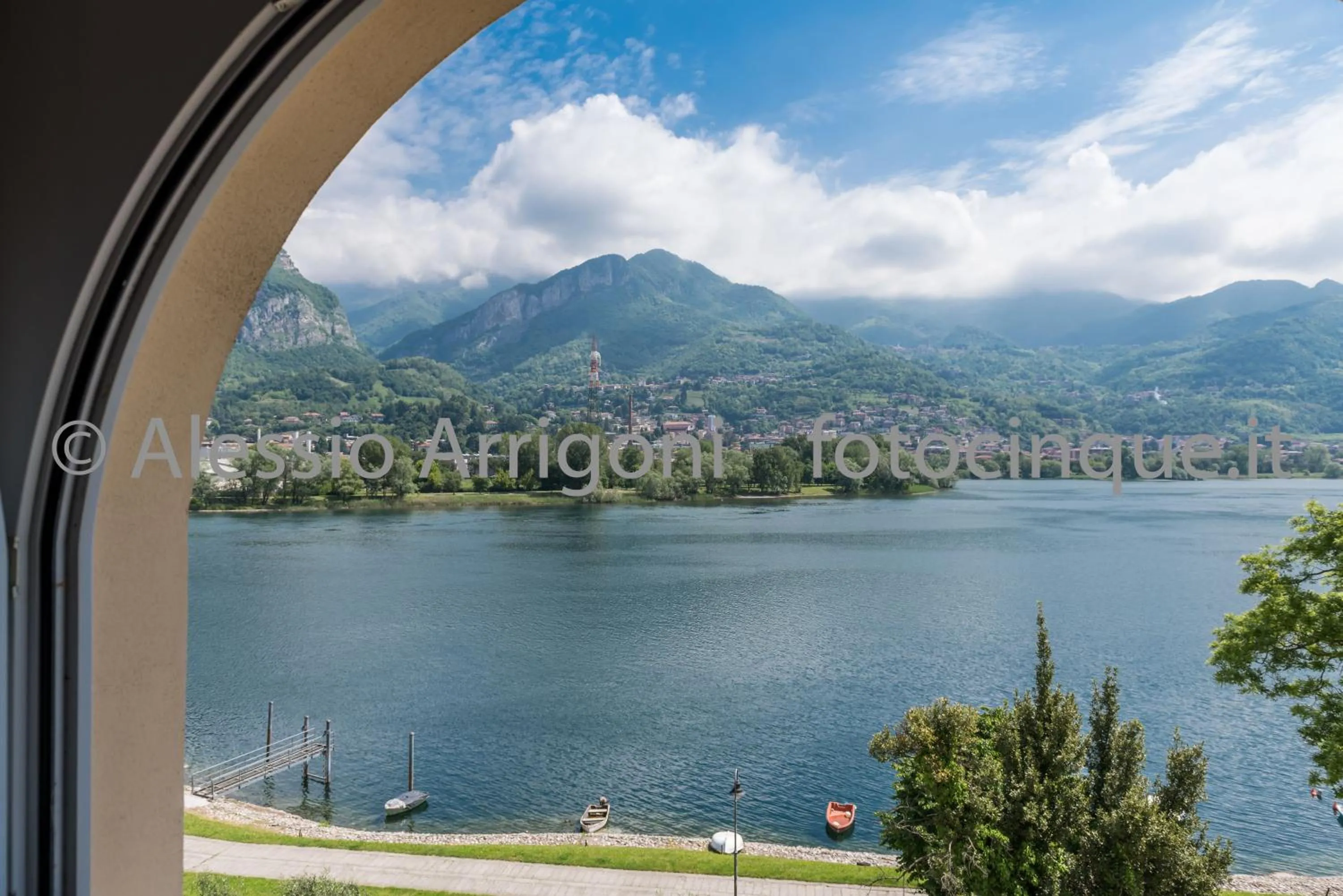 Mountain view in BlueLake Inn