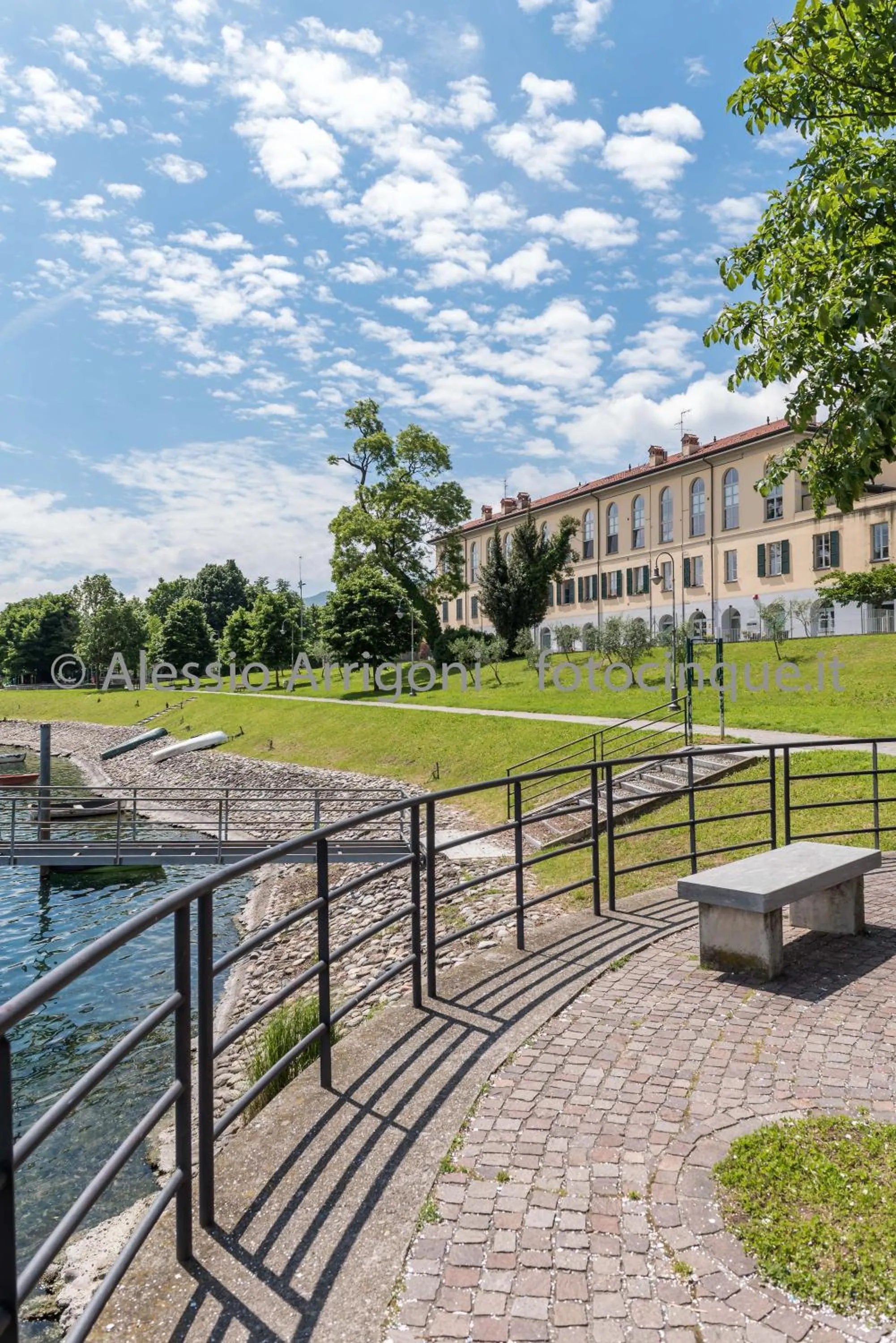 Property building in BlueLake Inn
