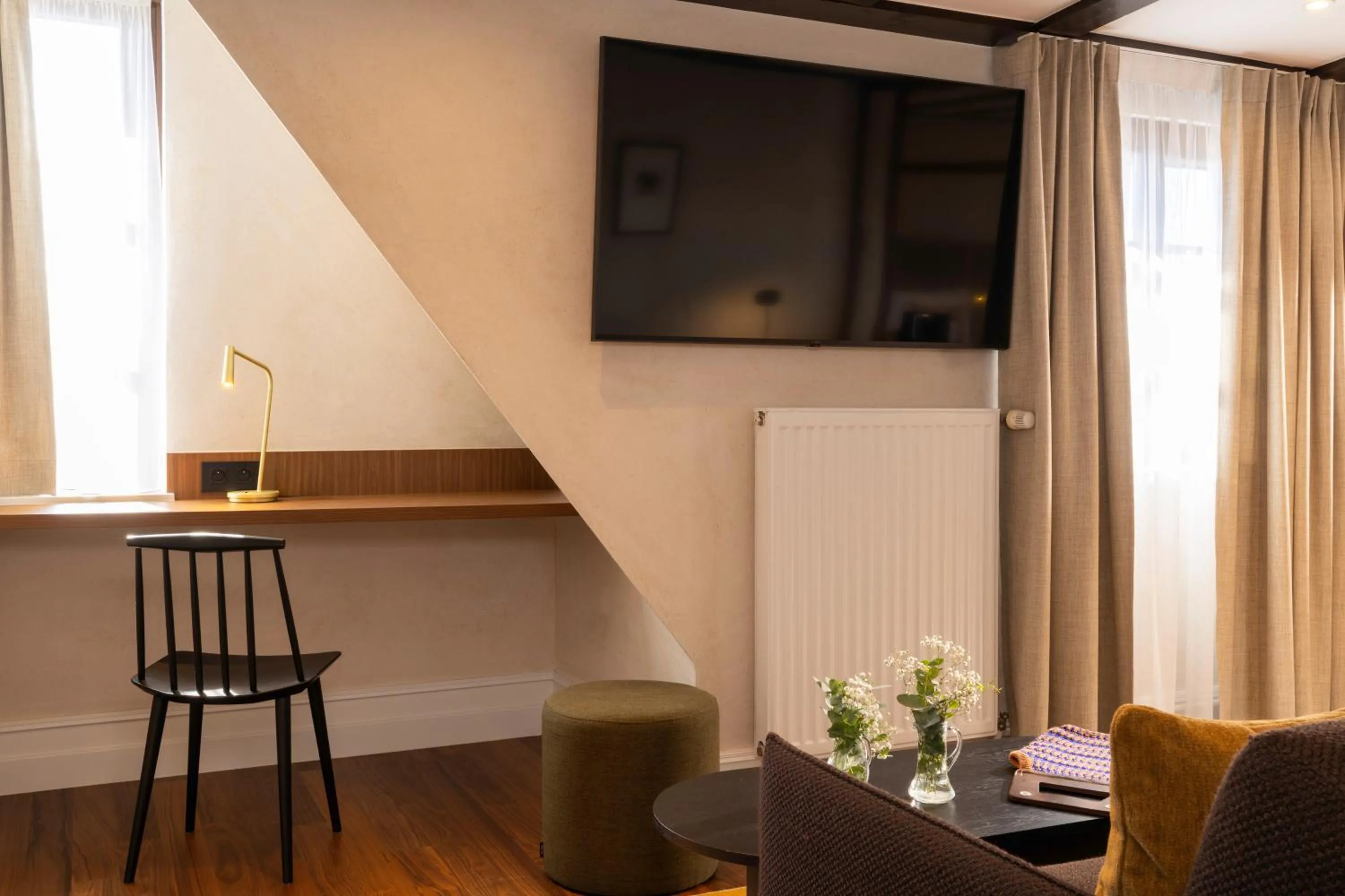 Seating area in Hotel Le Colombier