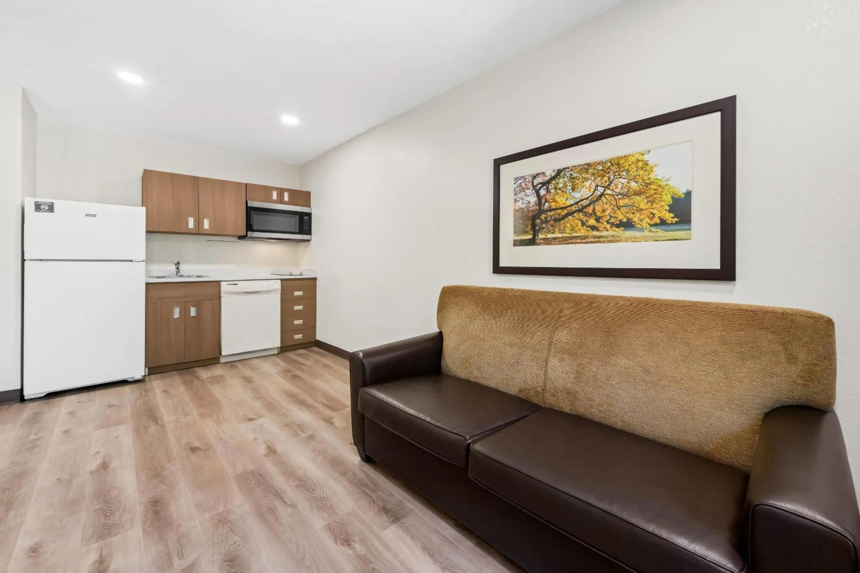 Bedroom in MainStay Suites Raleigh North