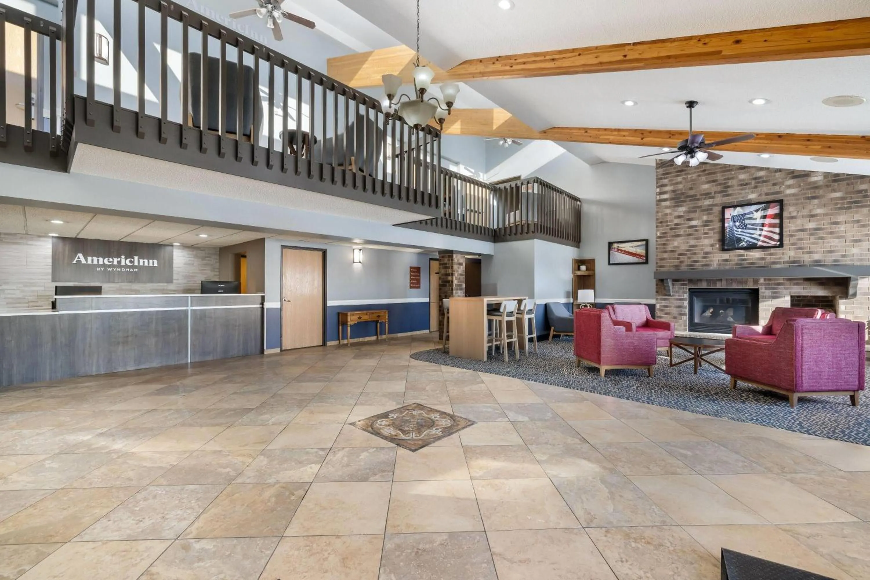 Lobby or reception in AmericInn by Wyndham Aberdeen Event Center