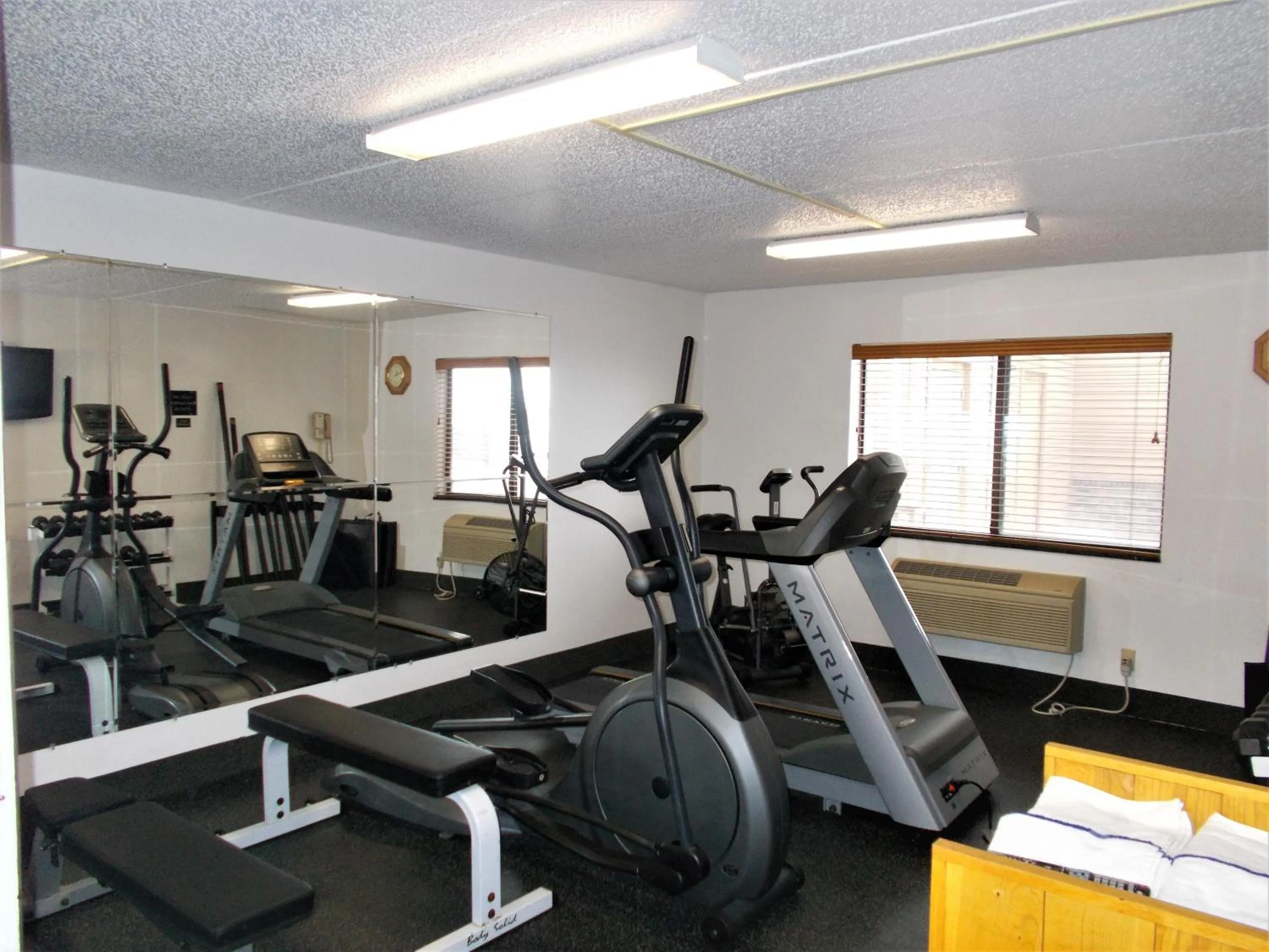 Fitness centre/facilities in AmericInn by Wyndham Aberdeen Event Center