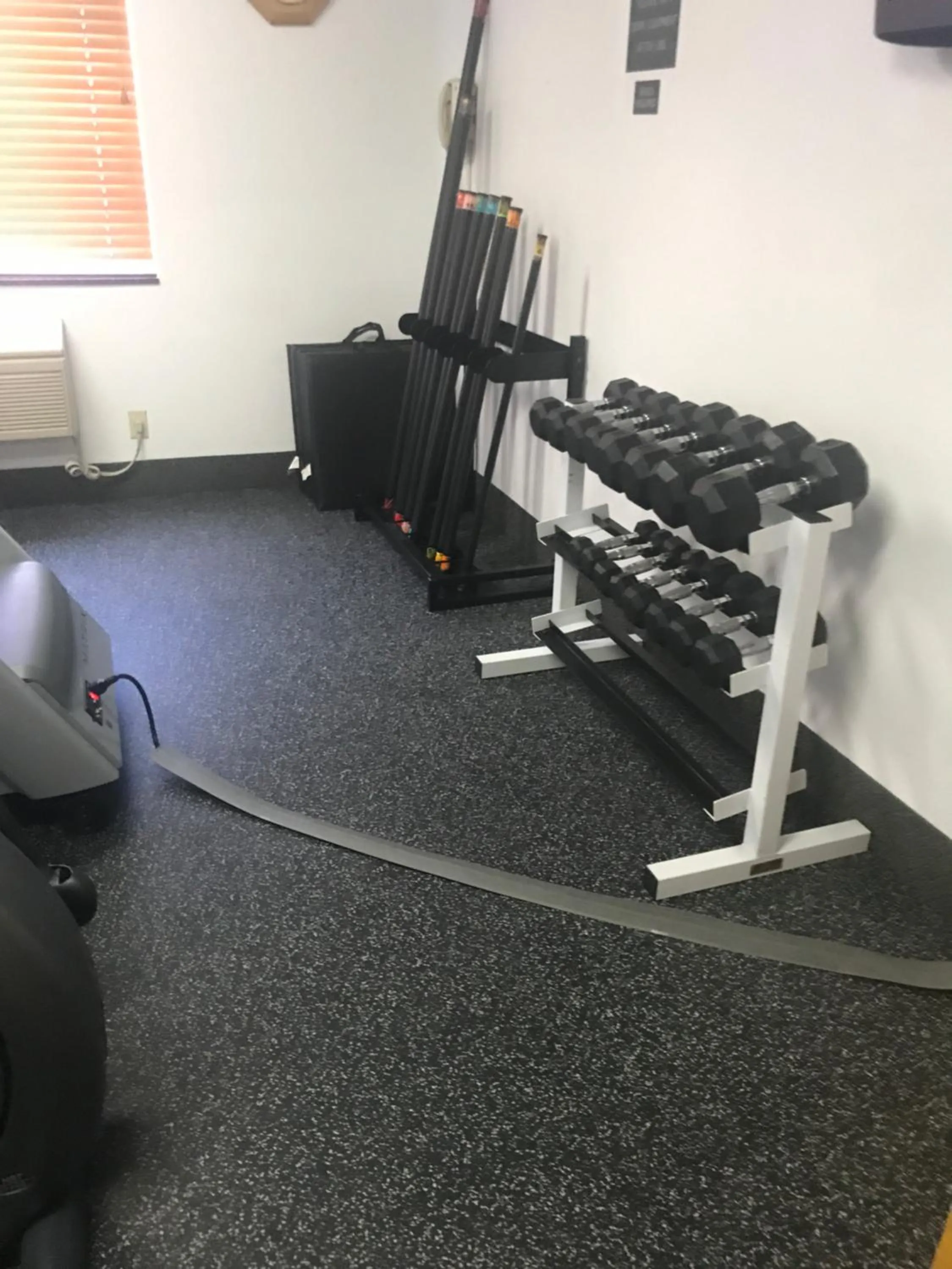 Fitness centre/facilities in AmericInn by Wyndham Aberdeen Event Center