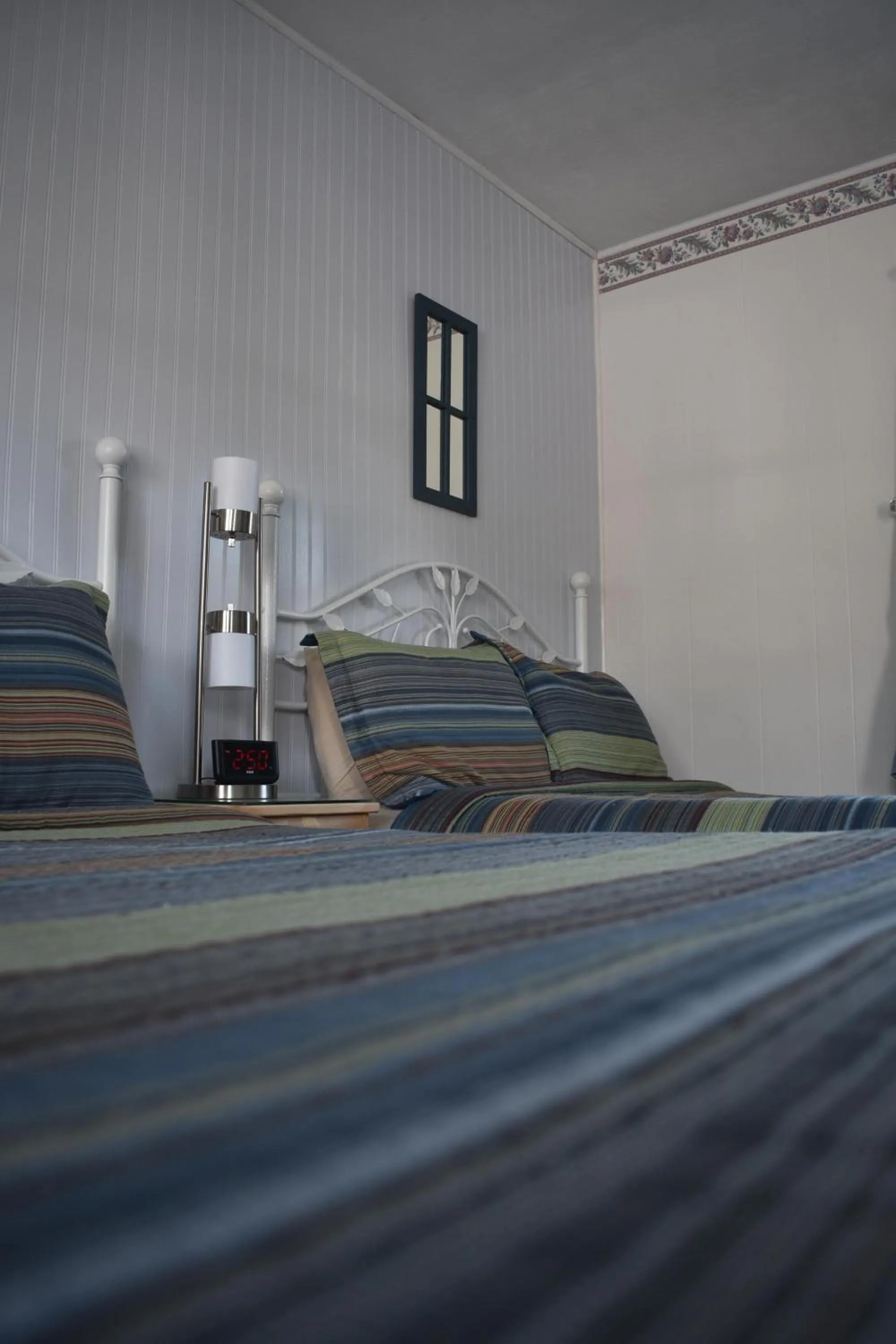 Bed in Midway Lodging