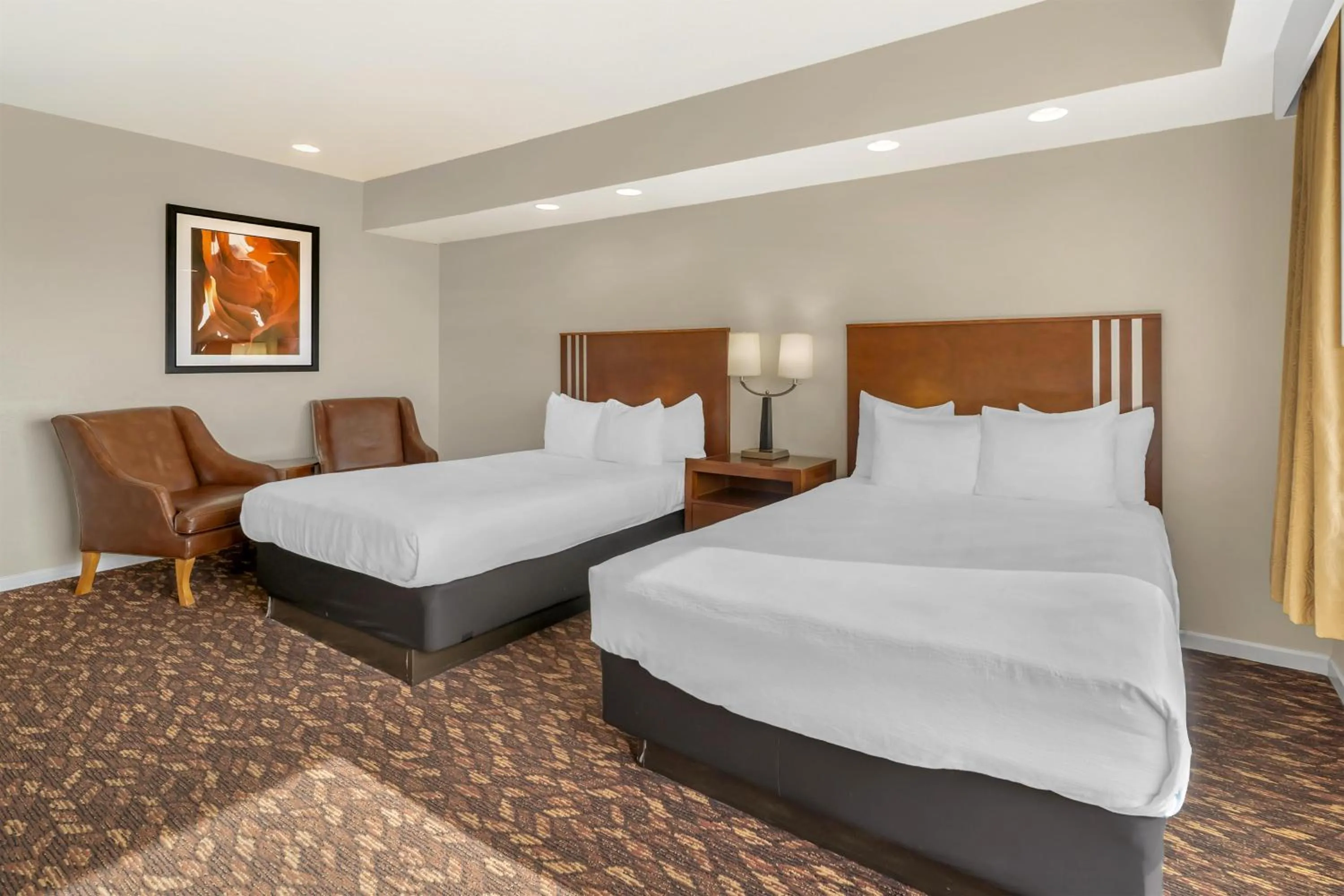 Bedroom, Bed in Best Western Plus Northwoods Inn