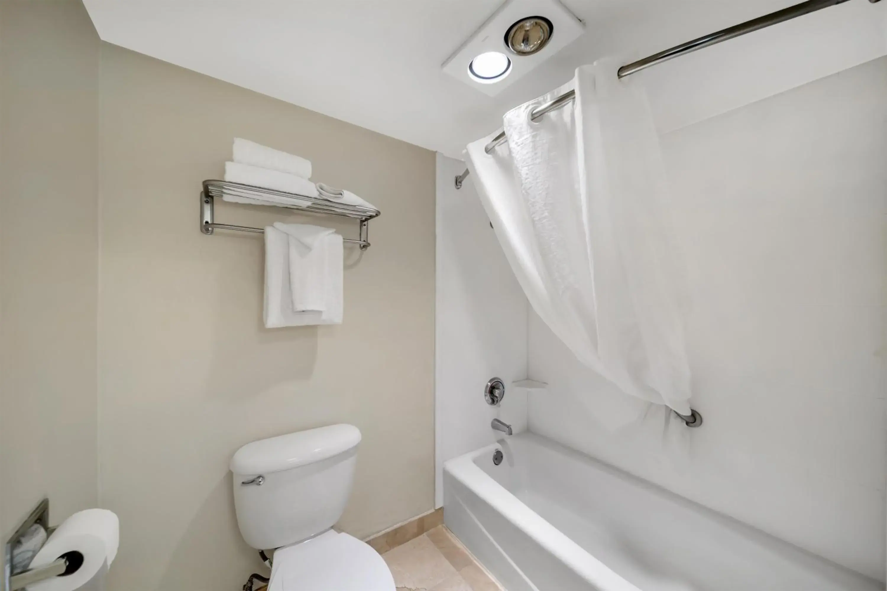 Queen Room with Two Queen Beds - Interior/Non-Smoking in Best Western Plus Northwoods Inn Queen Room with Two Queen Beds - Interior/Non-Smoking in Best Western Plus Northwoods Inn