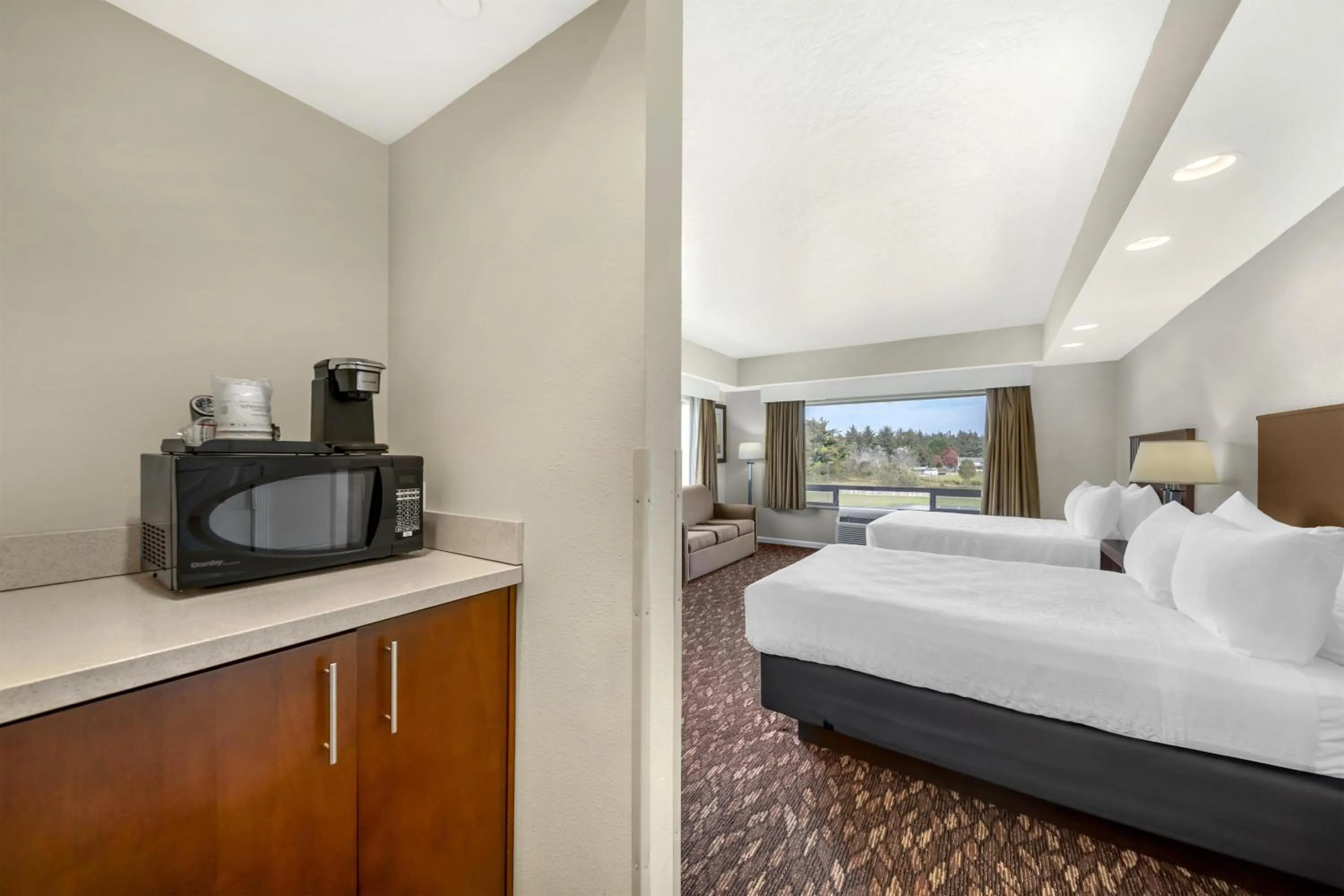 Bedroom, Bed in Best Western Plus Northwoods Inn