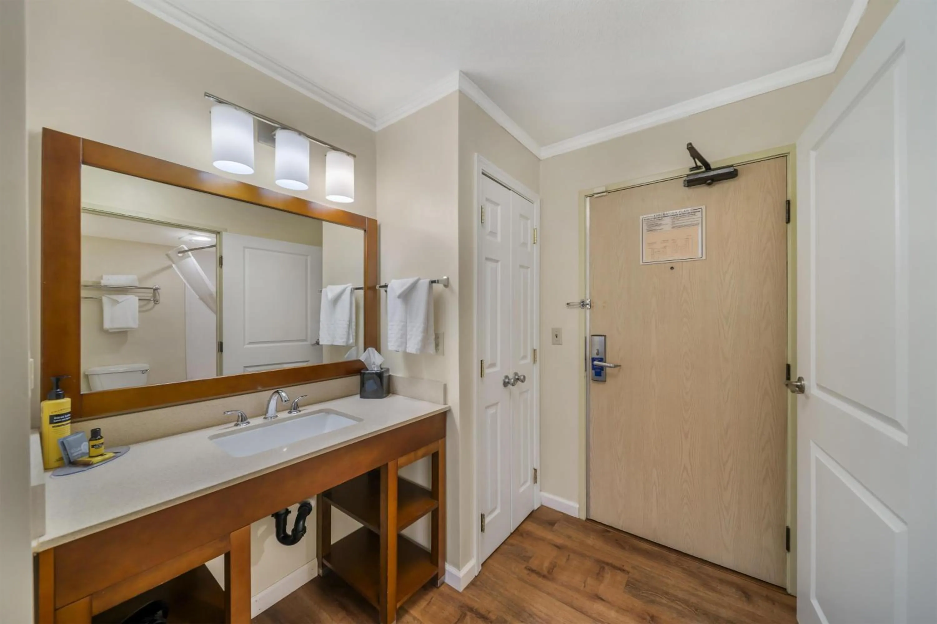 Bathroom in Best Western Plus Northwoods Inn