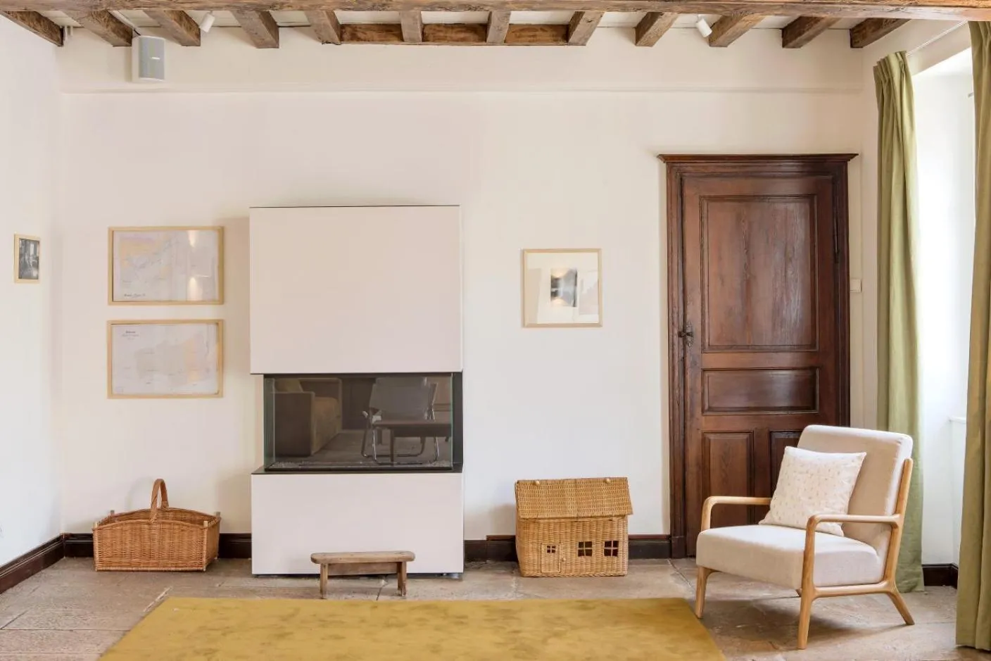 Living room in ALFRED HOTELS Beaune La Madeleine