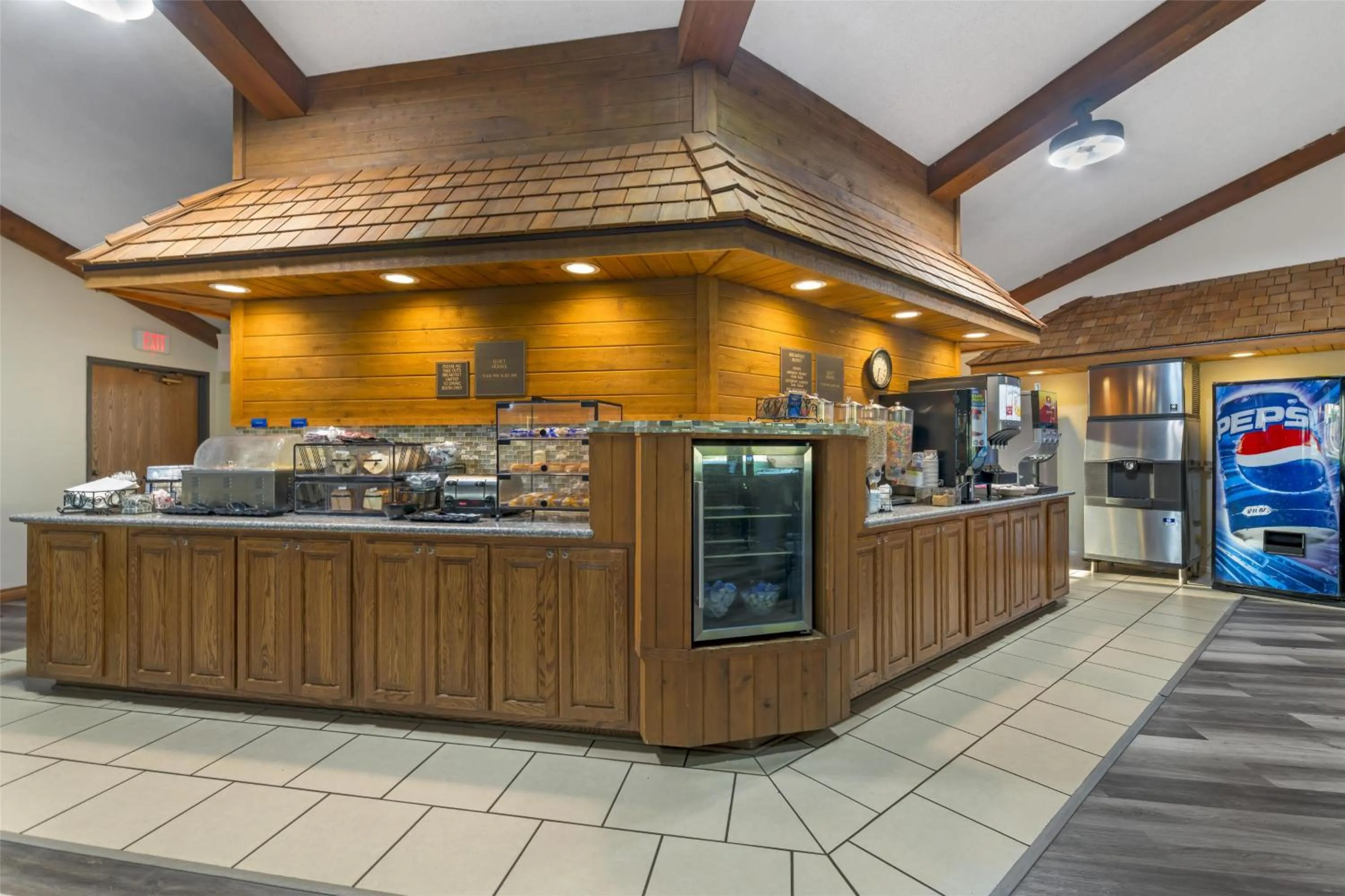 Breakfast in Best Western Maritime Inn