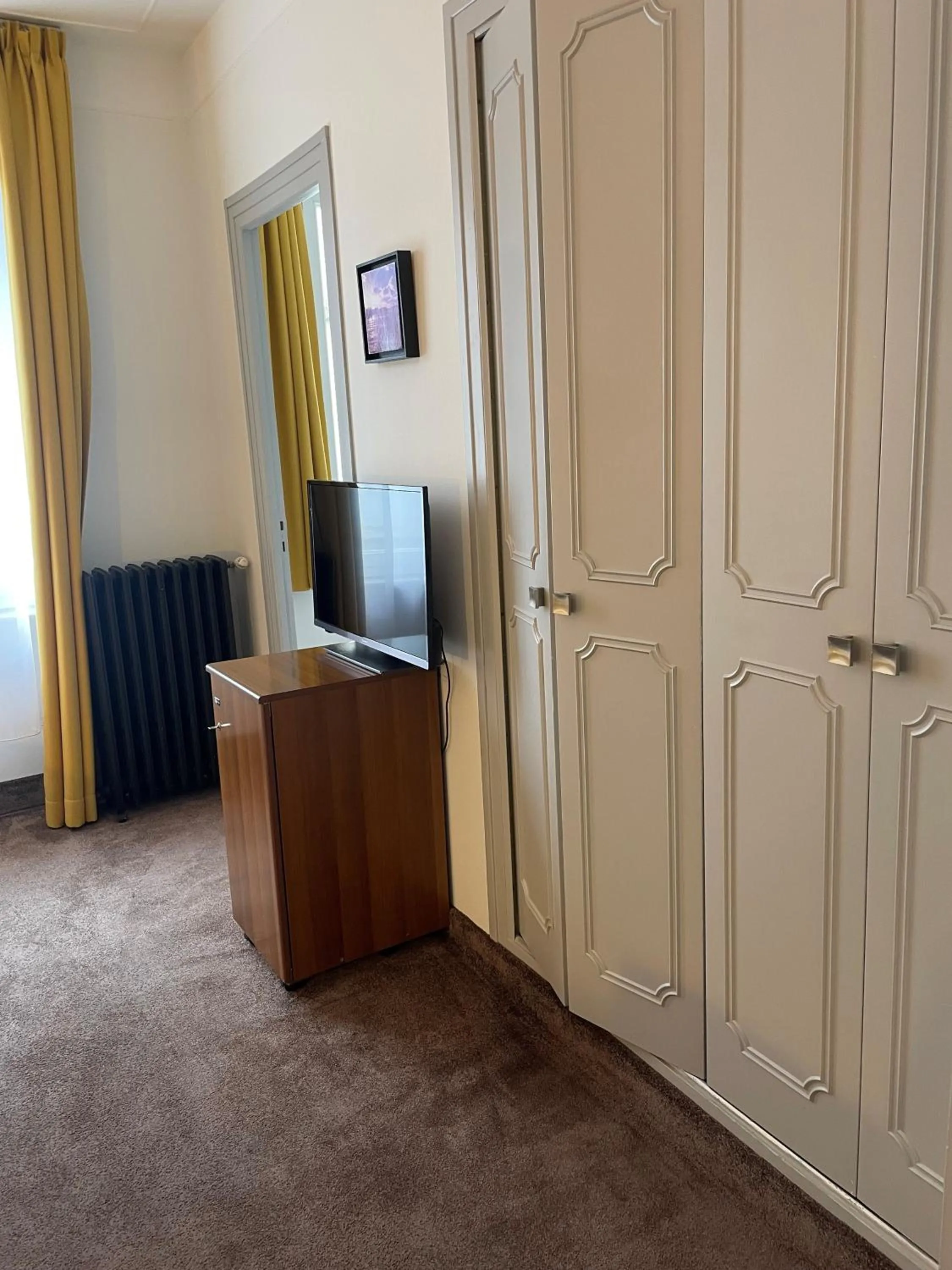 minibar in Hotel Ajoncs d'Or